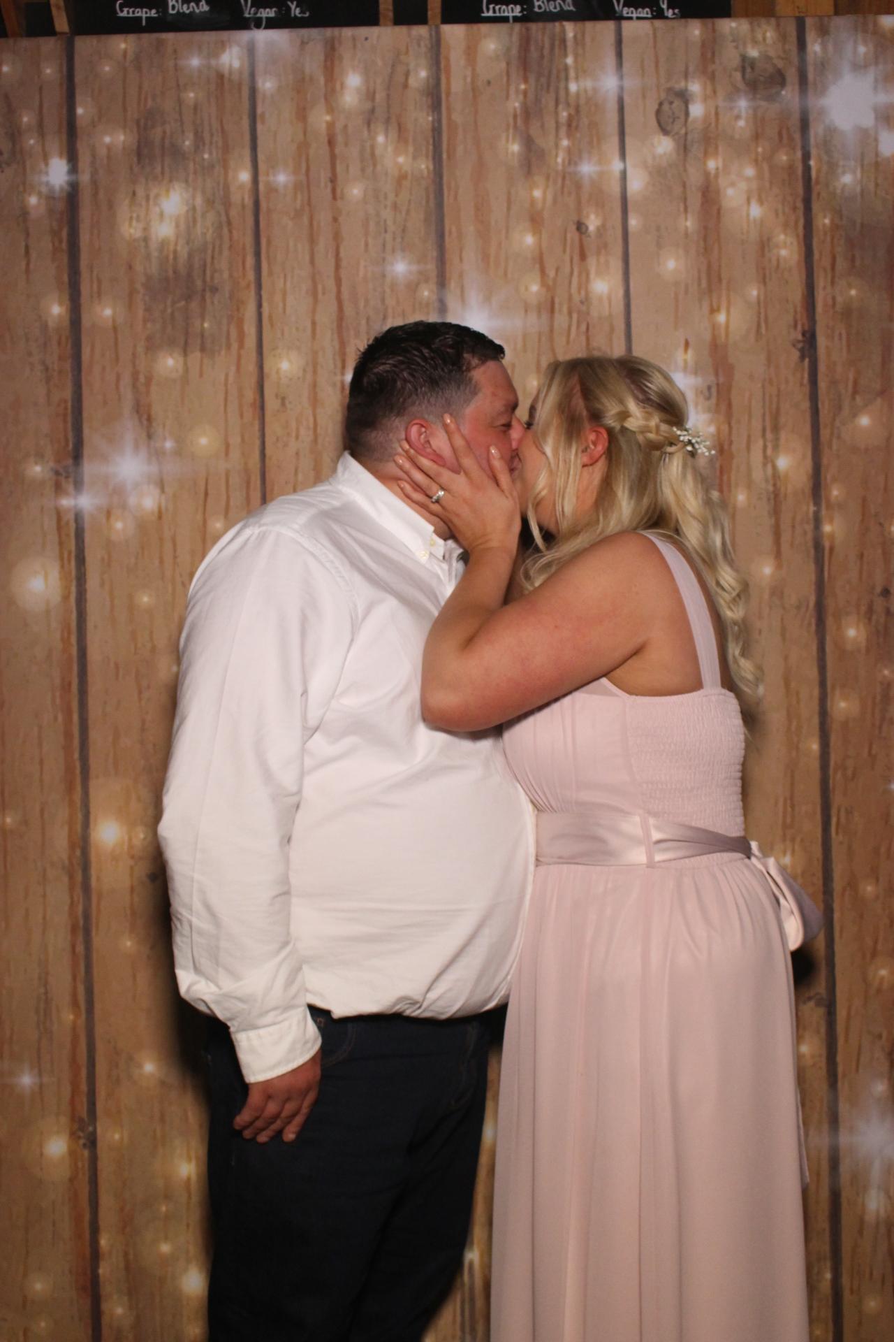 Mr & Mrs Fairbank  | View more photos from the event at gallery.magicimages.uk/u/MagicImages/Mr-Mrs-Fairbank-0