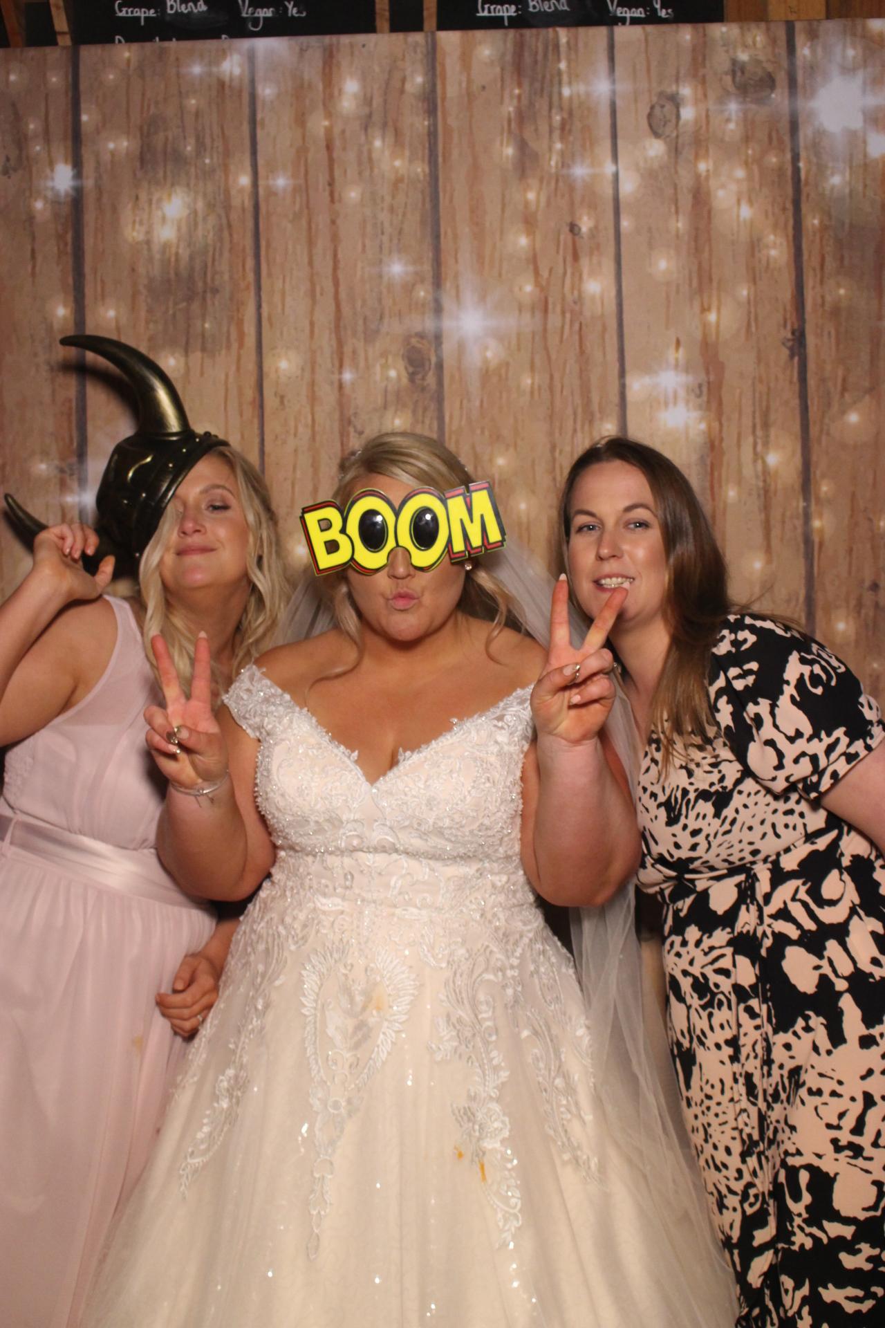 Mr & Mrs Fairbank  | View more photos from the event at gallery.magicimages.uk/u/MagicImages/Mr-Mrs-Fairbank-0