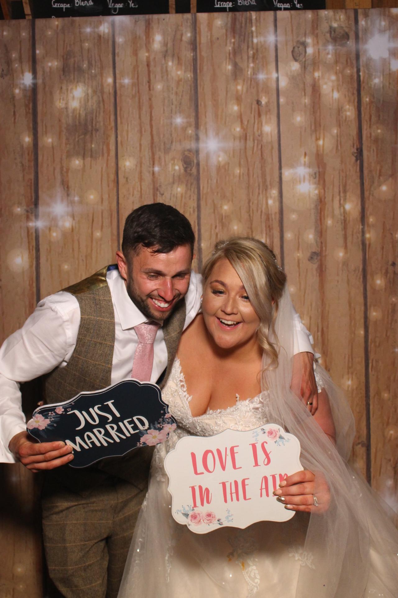 Mr & Mrs Fairbank  | View more photos from the event at gallery.magicimages.uk/u/MagicImages/Mr-Mrs-Fairbank-0