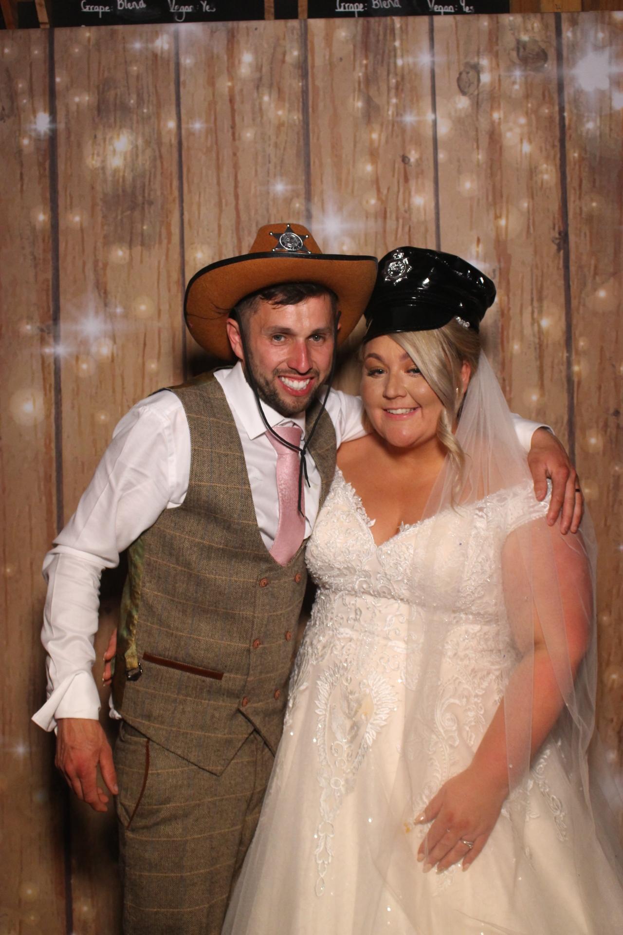 Mr & Mrs Fairbank  | View more photos from the event at gallery.magicimages.uk/u/MagicImages/Mr-Mrs-Fairbank-0