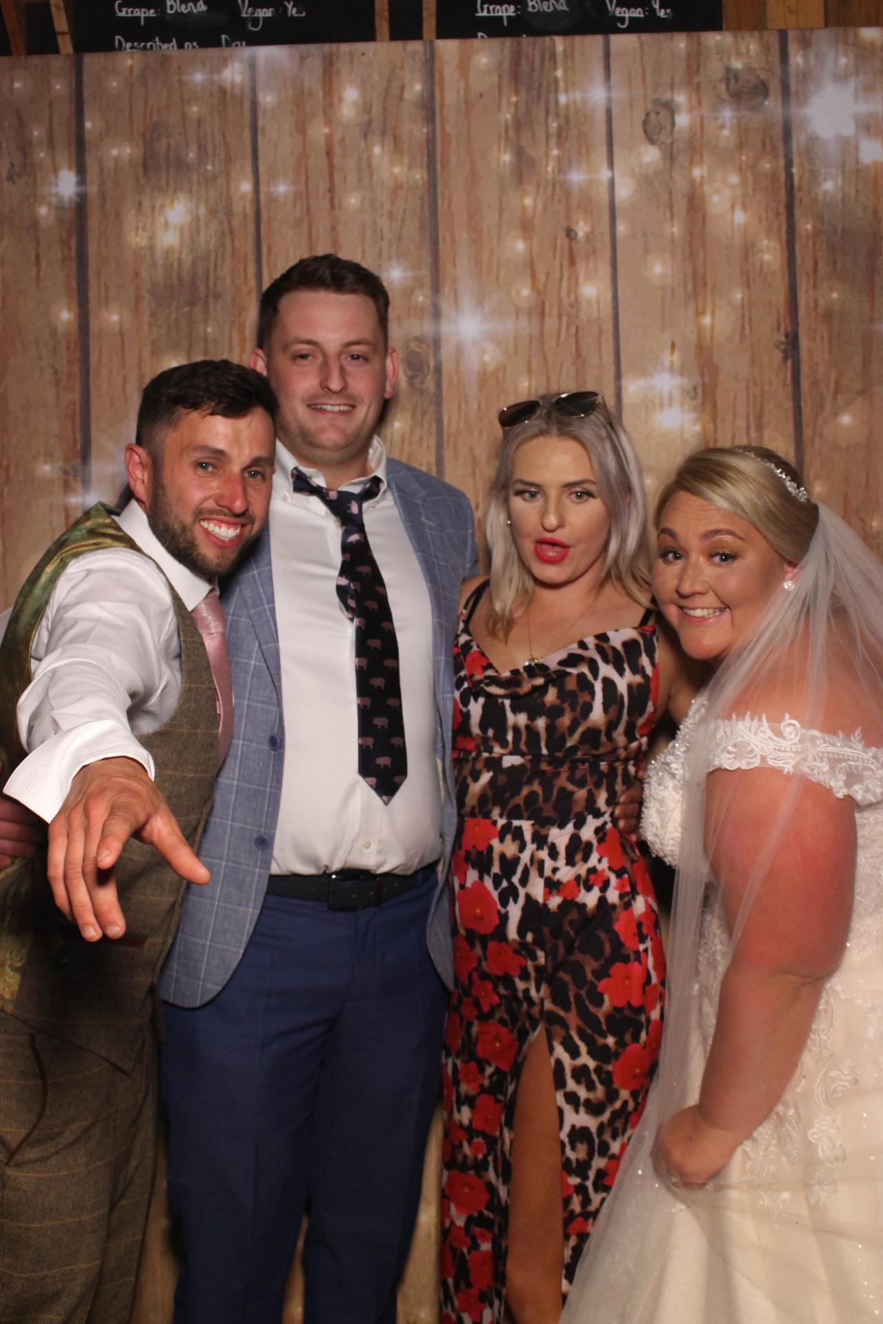 Mr & Mrs Fairbank  | View more photos from the event at gallery.magicimages.uk/u/MagicImages/Mr-Mrs-Fairbank-0
