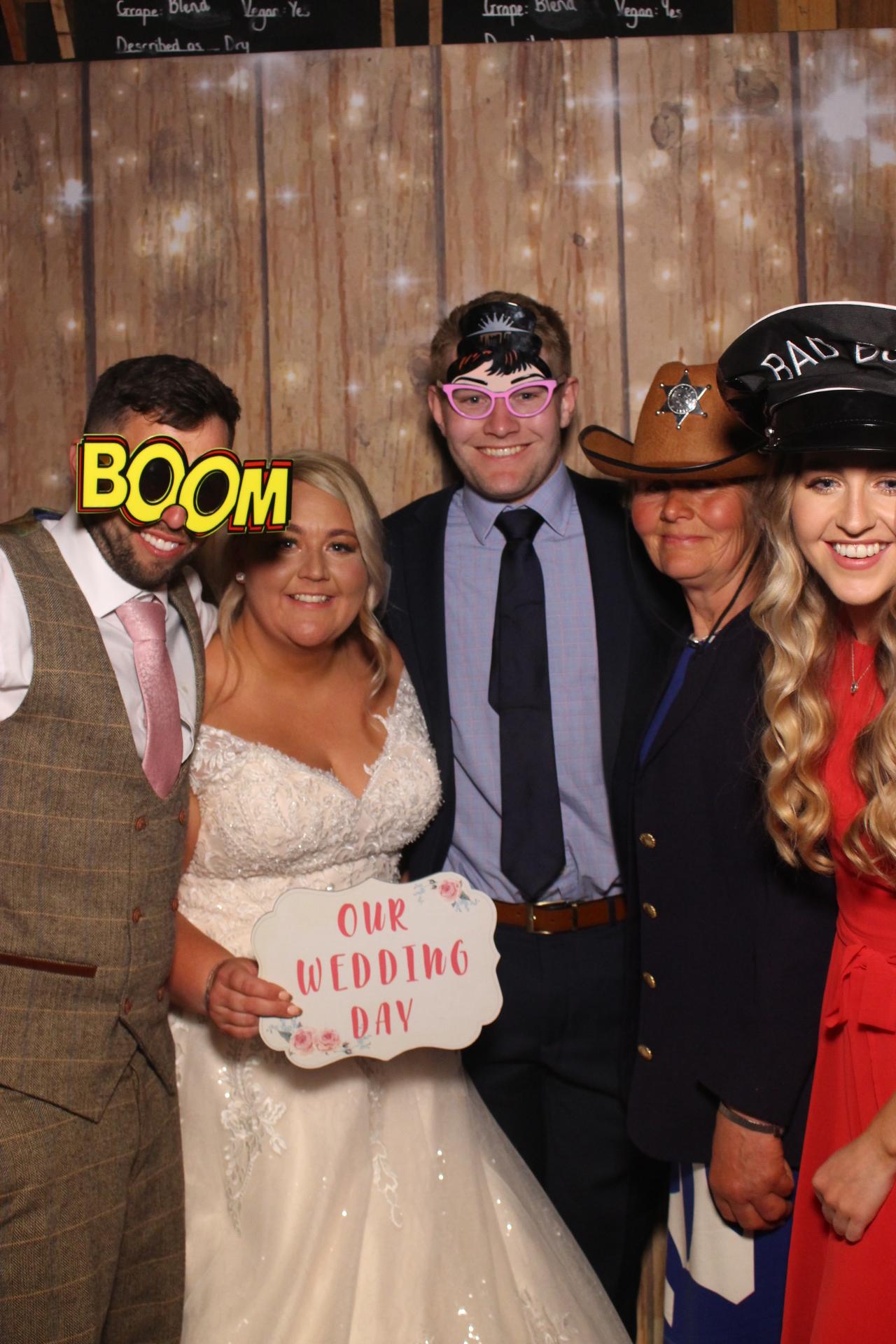 Mr & Mrs Fairbank  | View more photos from the event at gallery.magicimages.uk/u/MagicImages/Mr-Mrs-Fairbank-0