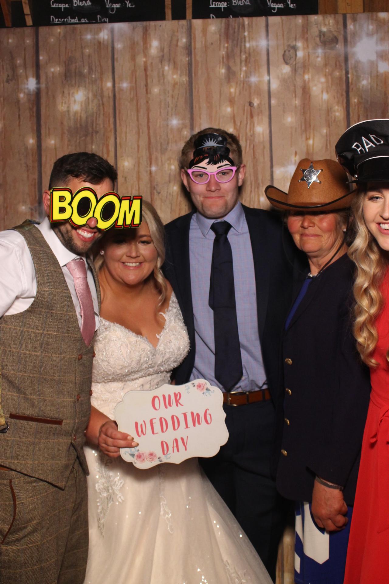 Mr & Mrs Fairbank  | View more photos from the event at gallery.magicimages.uk/u/MagicImages/Mr-Mrs-Fairbank-0