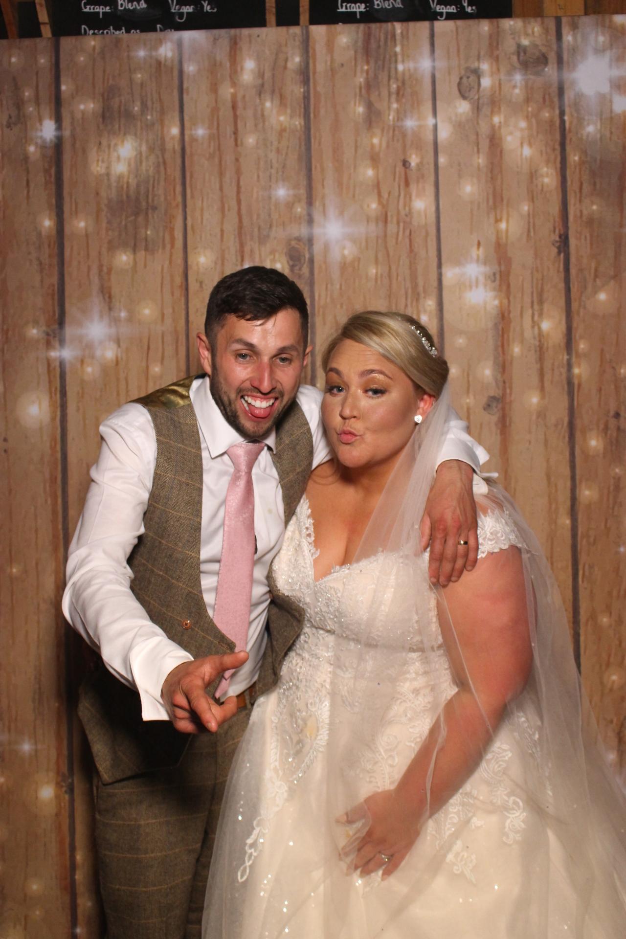 Mr & Mrs Fairbank  | View more photos from the event at gallery.magicimages.uk/u/MagicImages/Mr-Mrs-Fairbank-0