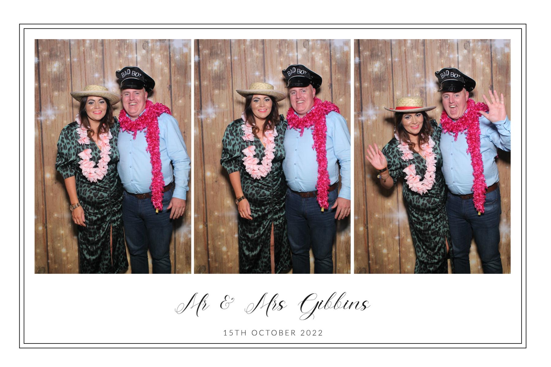 Mr & Mrs Gibbins  | View more photos from the event at gallery.magicimages.uk/u/MagicImages/Mr-Mrs-Gibbins