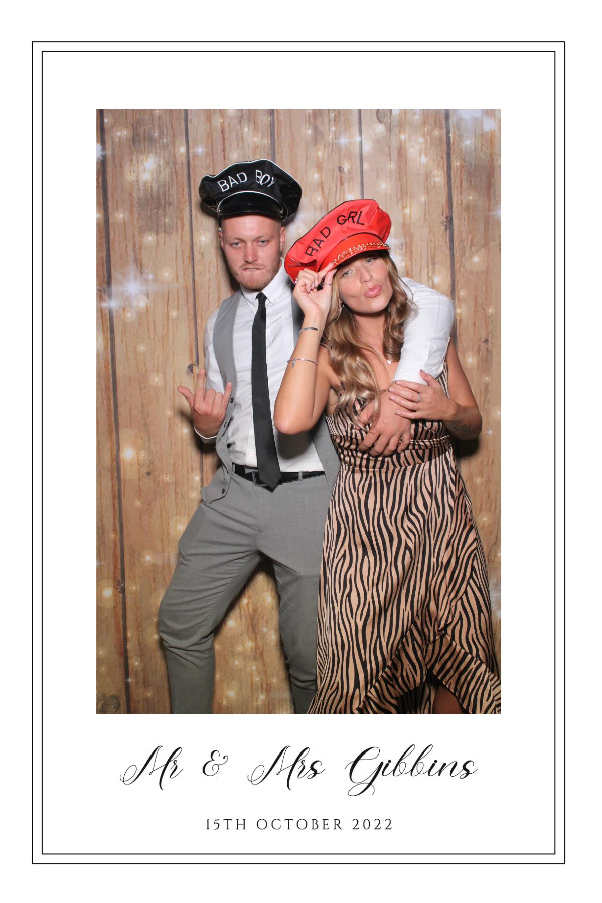 Mr & Mrs Gibbins  | View more photos from the event at gallery.magicimages.uk/u/MagicImages/Mr-Mrs-Gibbins