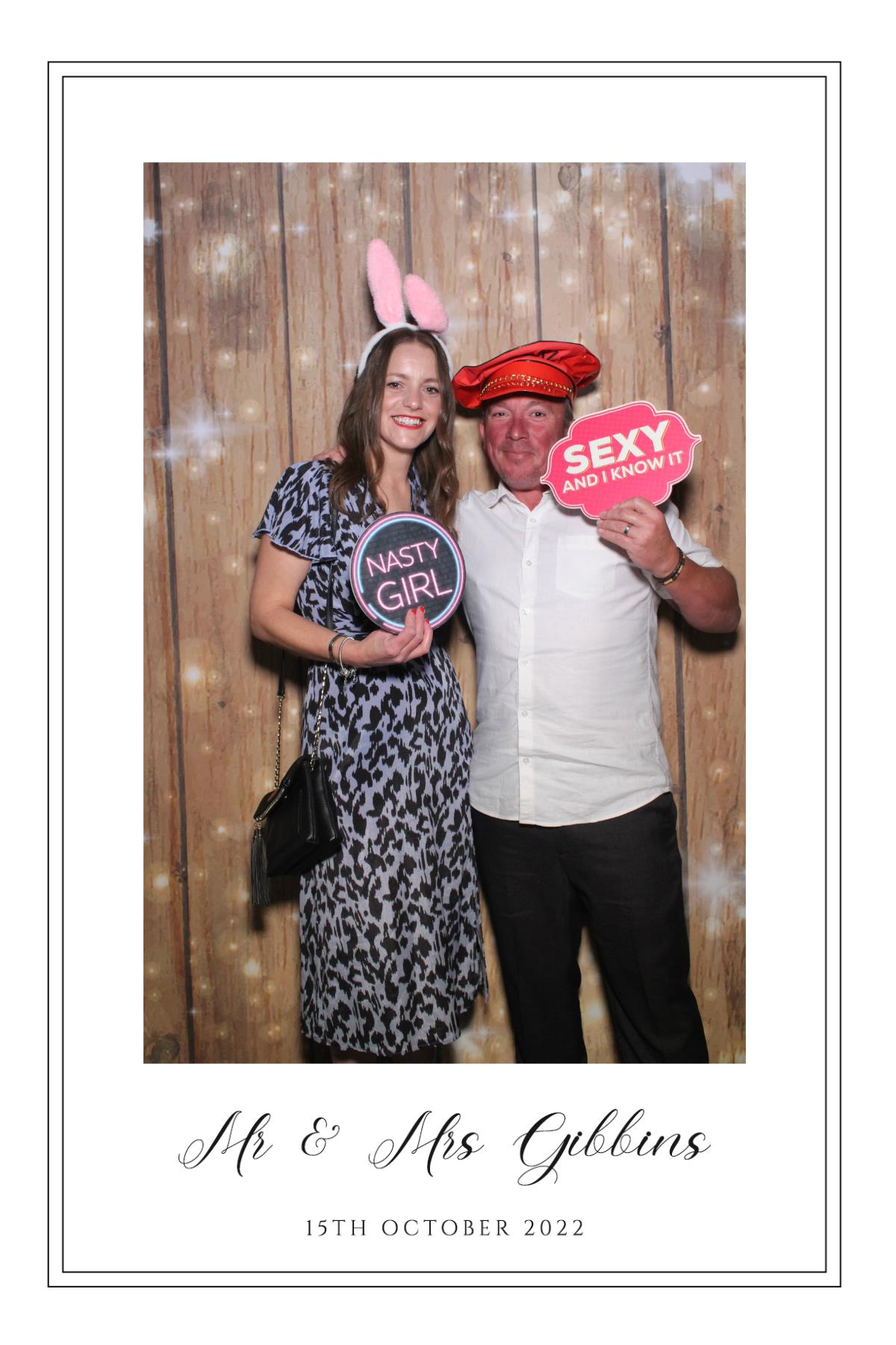 Mr & Mrs Gibbins  | View more photos from the event at gallery.magicimages.uk/u/MagicImages/Mr-Mrs-Gibbins