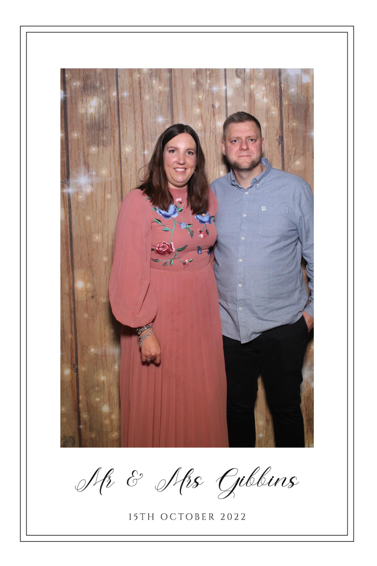 Mr & Mrs Gibbins  | View more photos from the event at gallery.magicimages.uk/u/MagicImages/Mr-Mrs-Gibbins