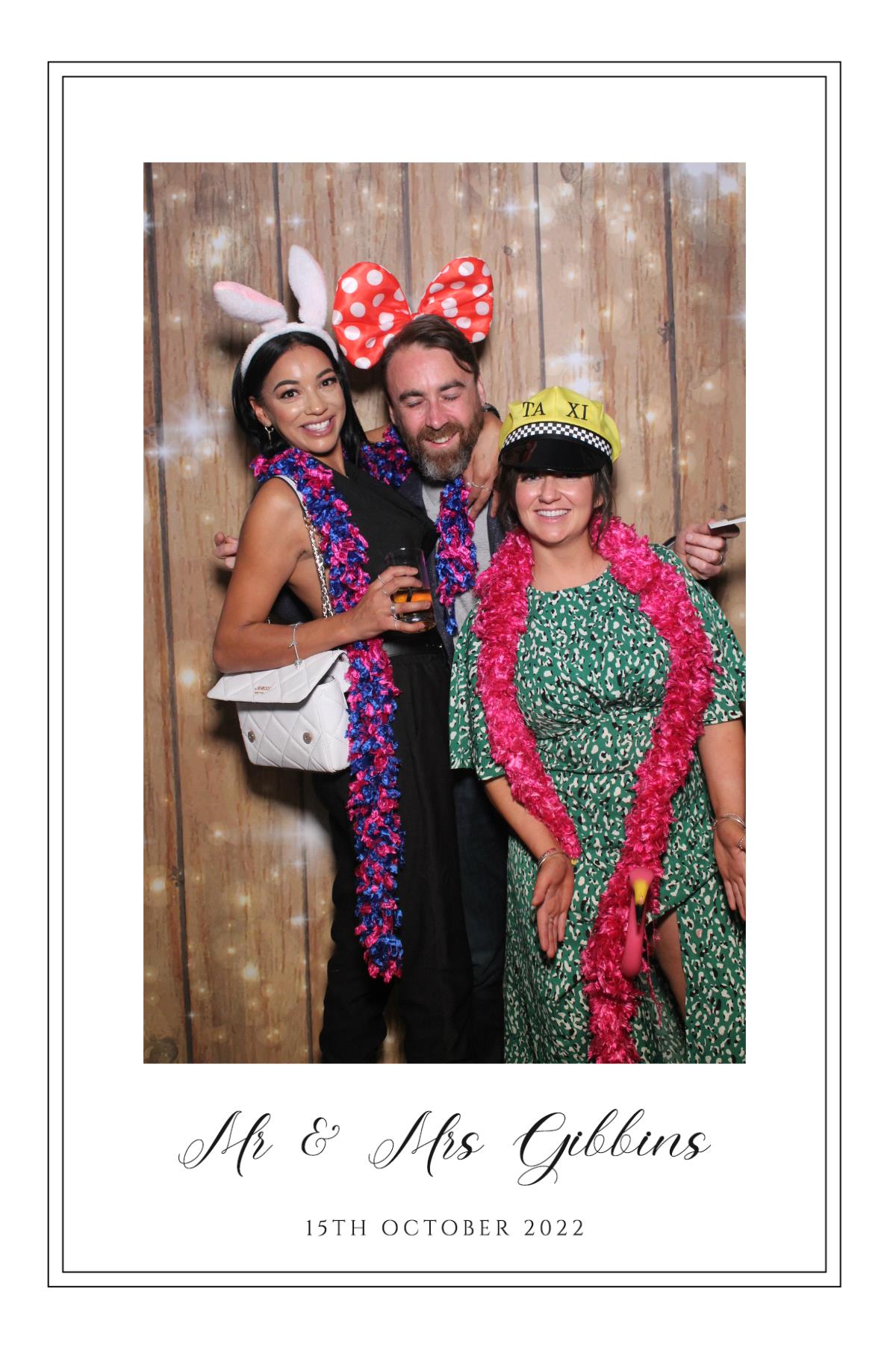 Mr & Mrs Gibbins  | View more photos from the event at gallery.magicimages.uk/u/MagicImages/Mr-Mrs-Gibbins