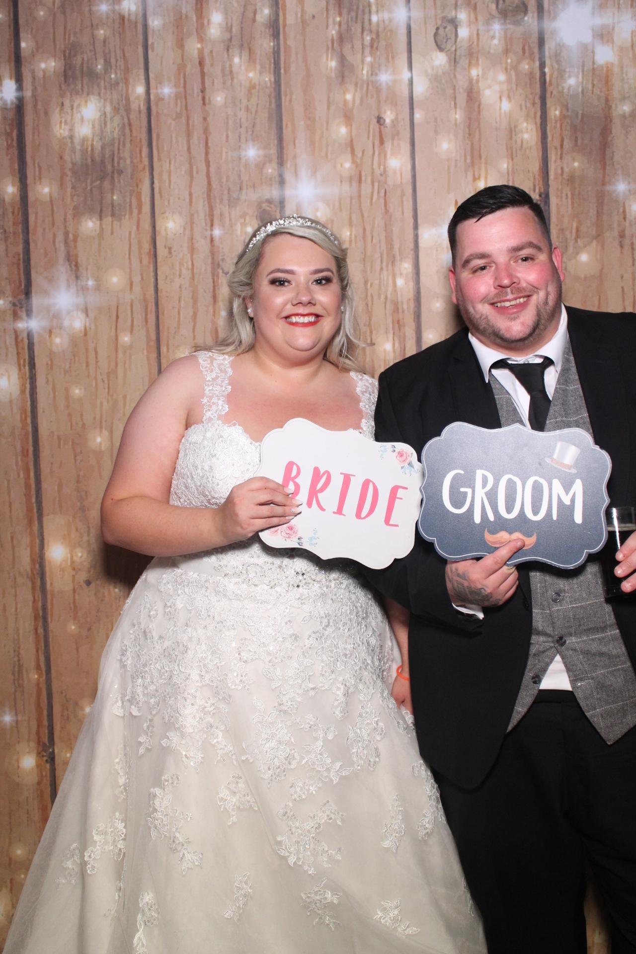 Mr & Mrs Gibbins  | View more photos from the event at gallery.magicimages.uk/u/MagicImages/Mr-Mrs-Gibbins