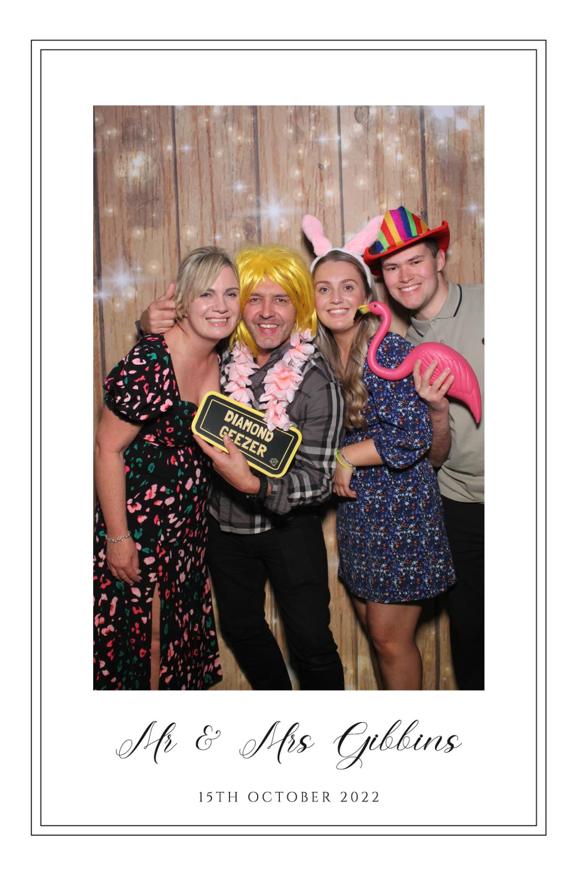 Mr & Mrs Gibbins  | View more photos from the event at gallery.magicimages.uk/u/MagicImages/Mr-Mrs-Gibbins