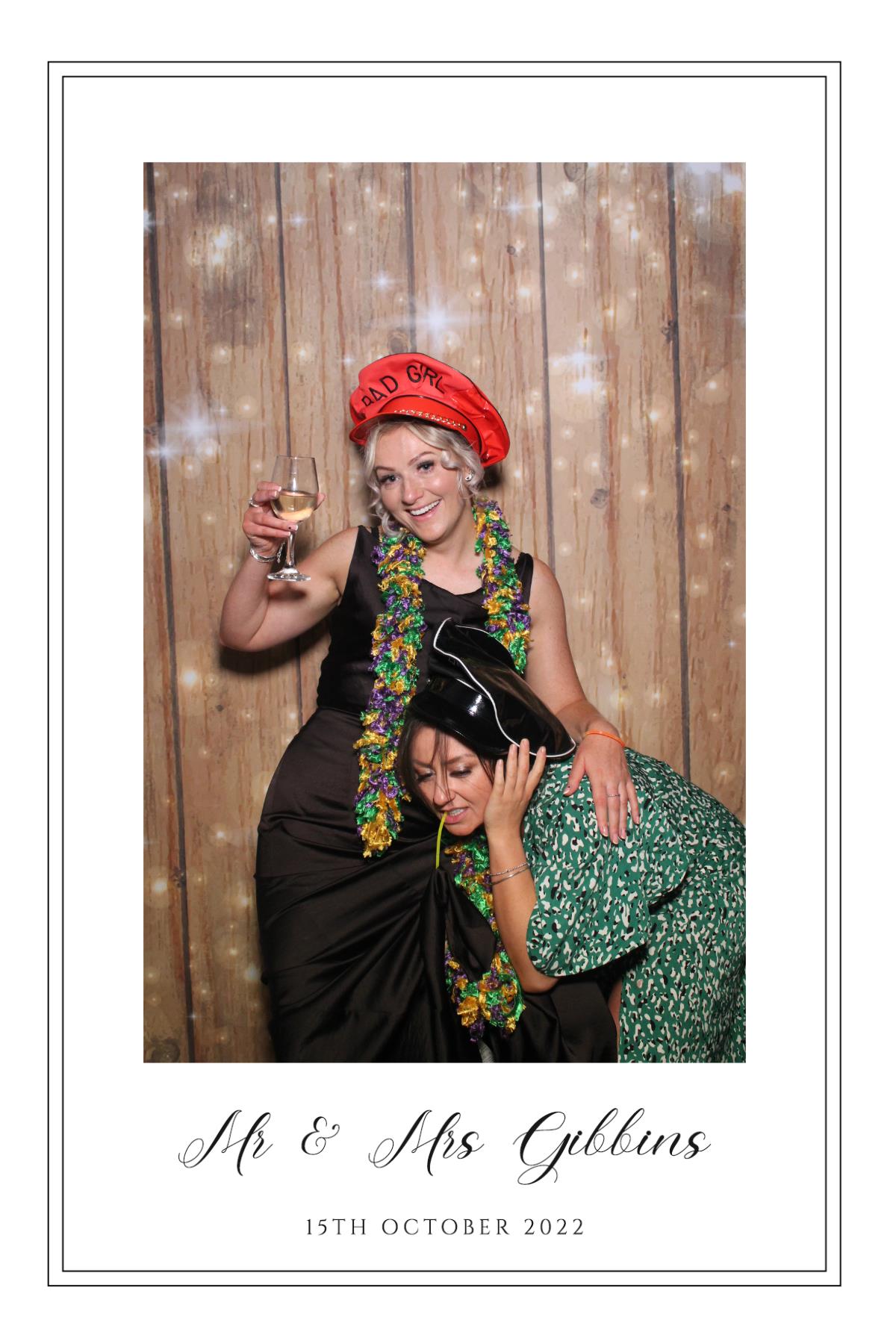 Mr & Mrs Gibbins  | View more photos from the event at gallery.magicimages.uk/u/MagicImages/Mr-Mrs-Gibbins