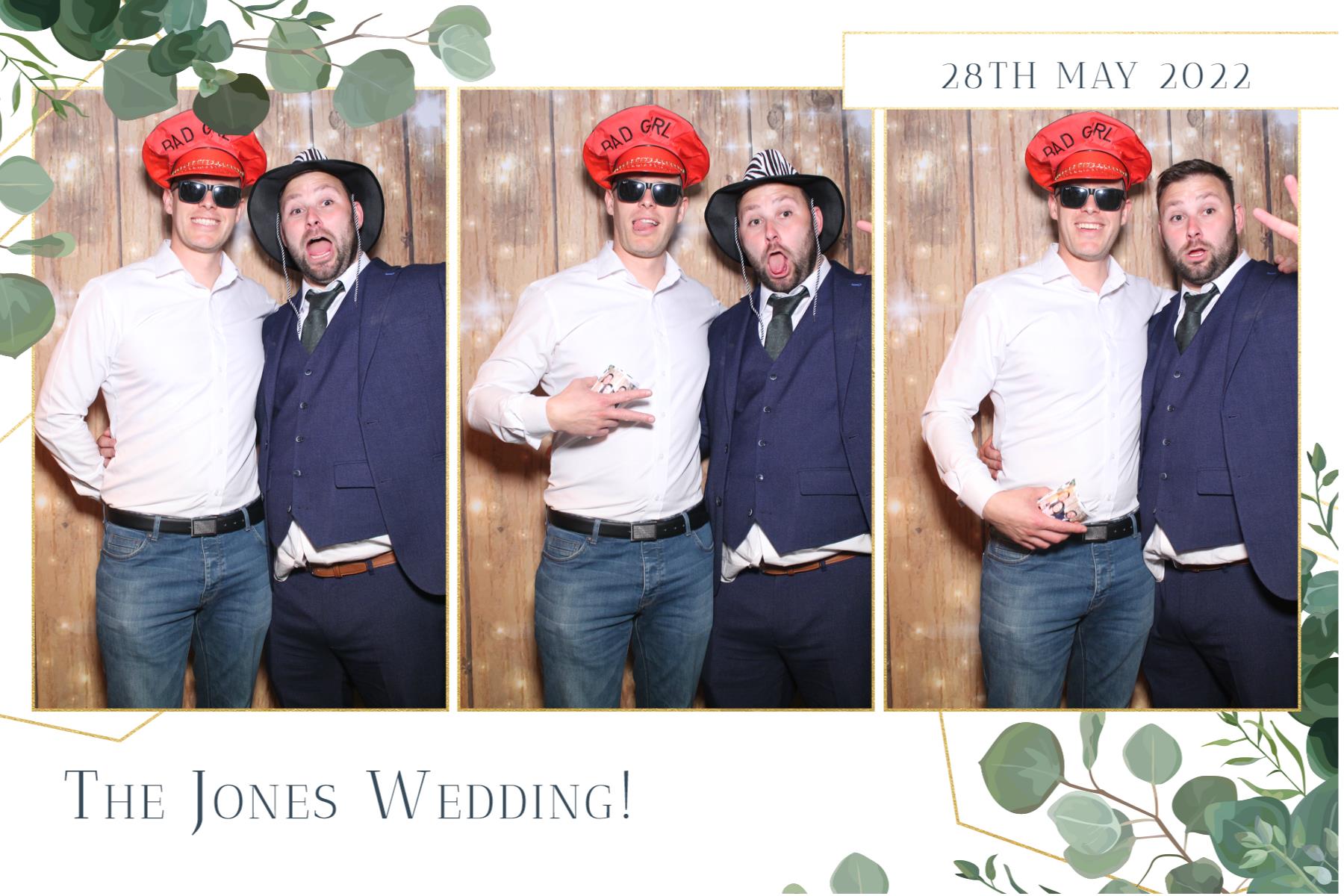 Mr & Mrs Jones  | View more photos from the event at gallery.magicimages.uk/u/MagicImages/Mr-Mrs-Jones