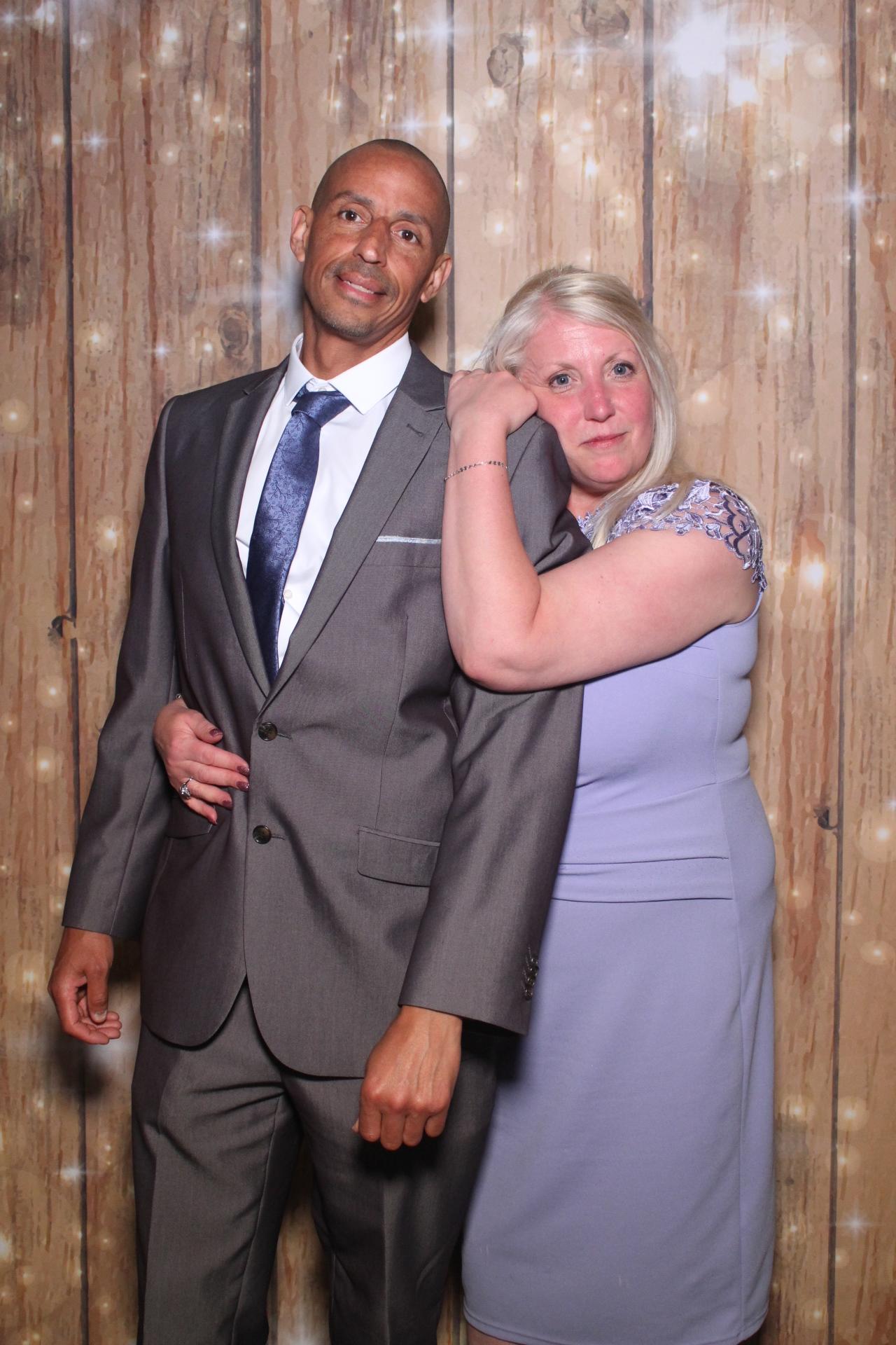 Mr & Mrs Kendall  | View more photos from the event at gallery.magicimages.uk/u/MagicImages/Mr-Mrs-Kendall