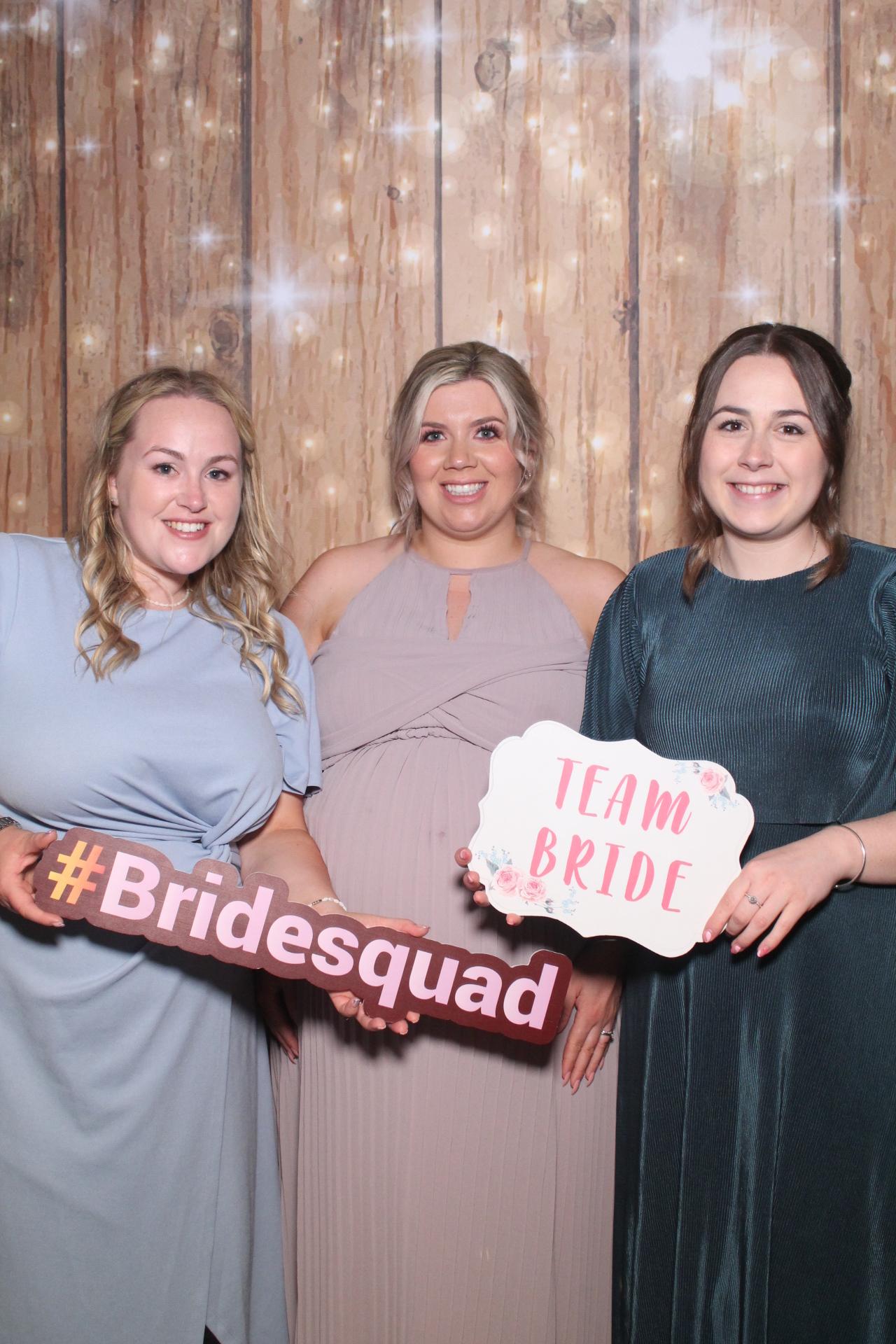 Mr & Mrs Kendall  | View more photos from the event at gallery.magicimages.uk/u/MagicImages/Mr-Mrs-Kendall