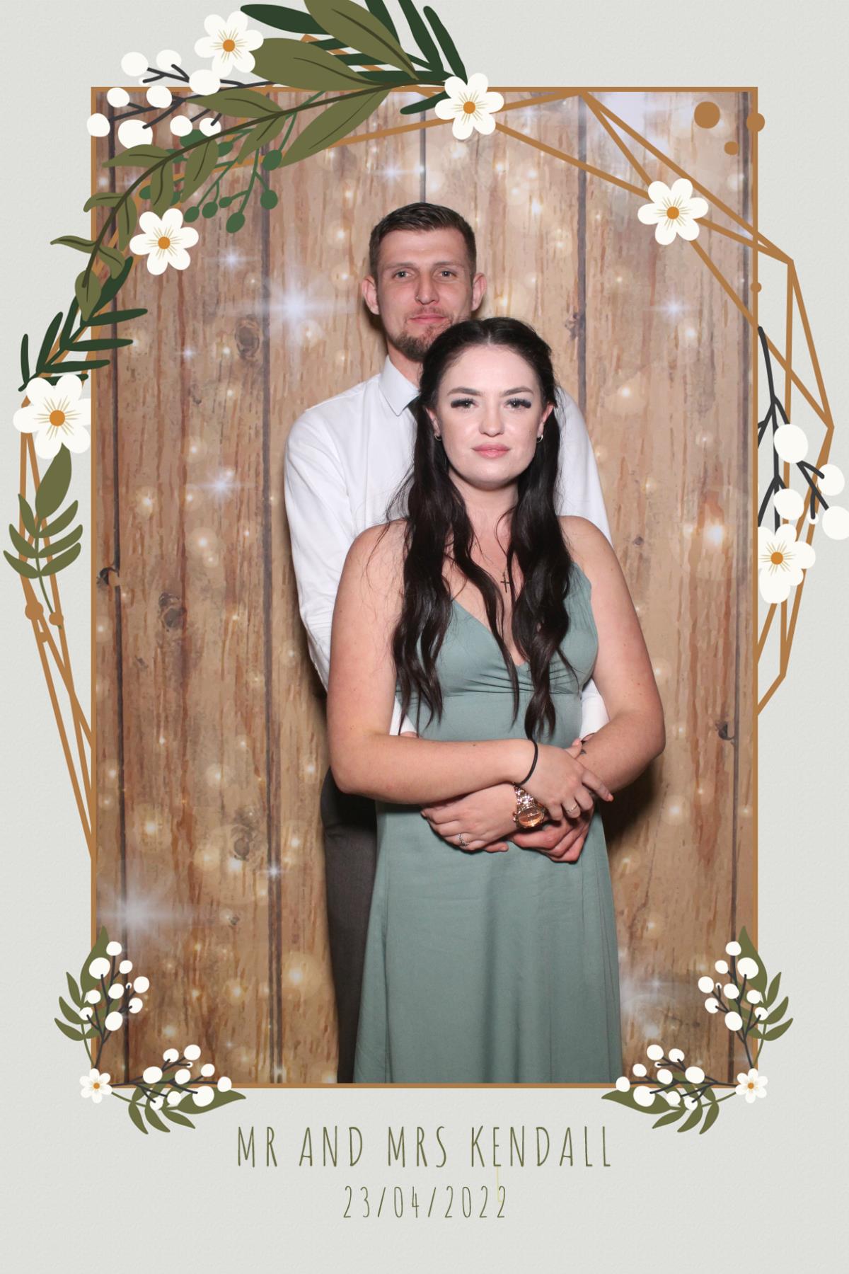 Mr & Mrs Kendall  | View more photos from the event at gallery.magicimages.uk/u/MagicImages/Mr-Mrs-Kendall