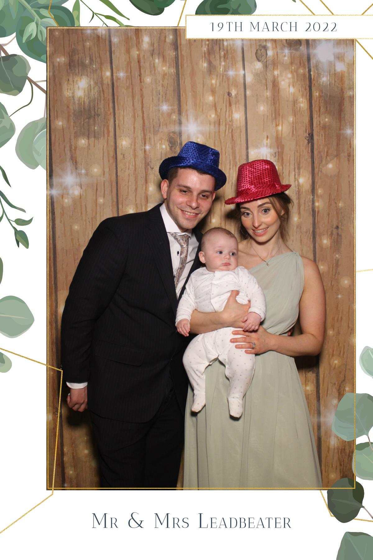 Mr & Mrs Leadbeater  | View more photos from the event at gallery.magicimages.uk/u/MagicImages/Mr-Mrs-Leadbeater