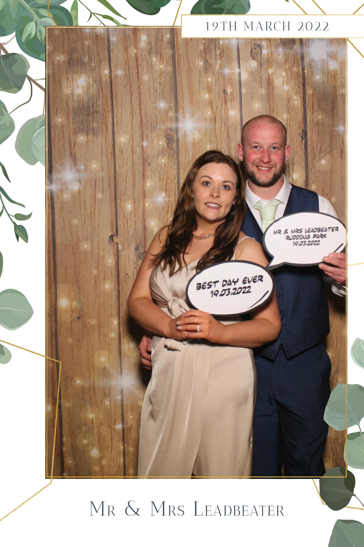 Mr & Mrs Leadbeater  | View more photos from the event at gallery.magicimages.uk/u/MagicImages/Mr-Mrs-Leadbeater