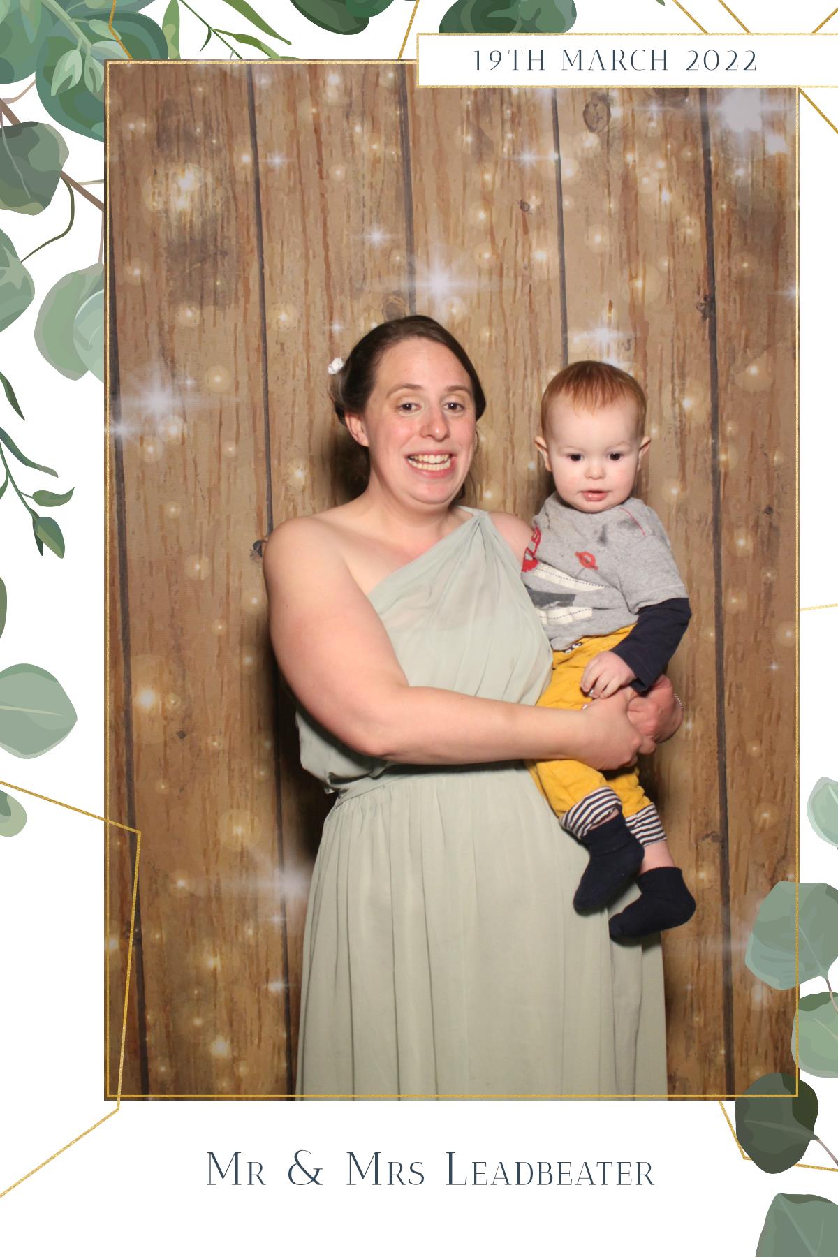 Mr & Mrs Leadbeater  | View more photos from the event at gallery.magicimages.uk/u/MagicImages/Mr-Mrs-Leadbeater