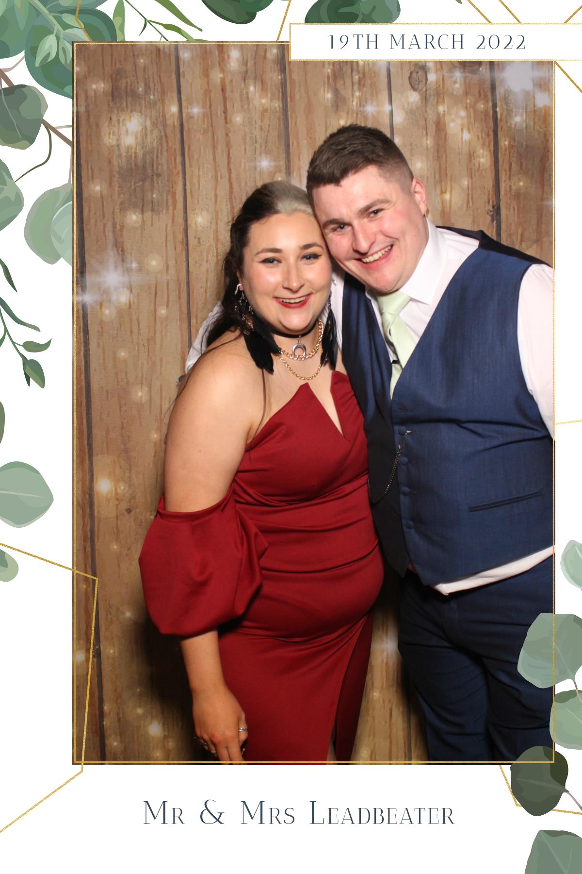 Mr & Mrs Leadbeater  | View more photos from the event at gallery.magicimages.uk/u/MagicImages/Mr-Mrs-Leadbeater