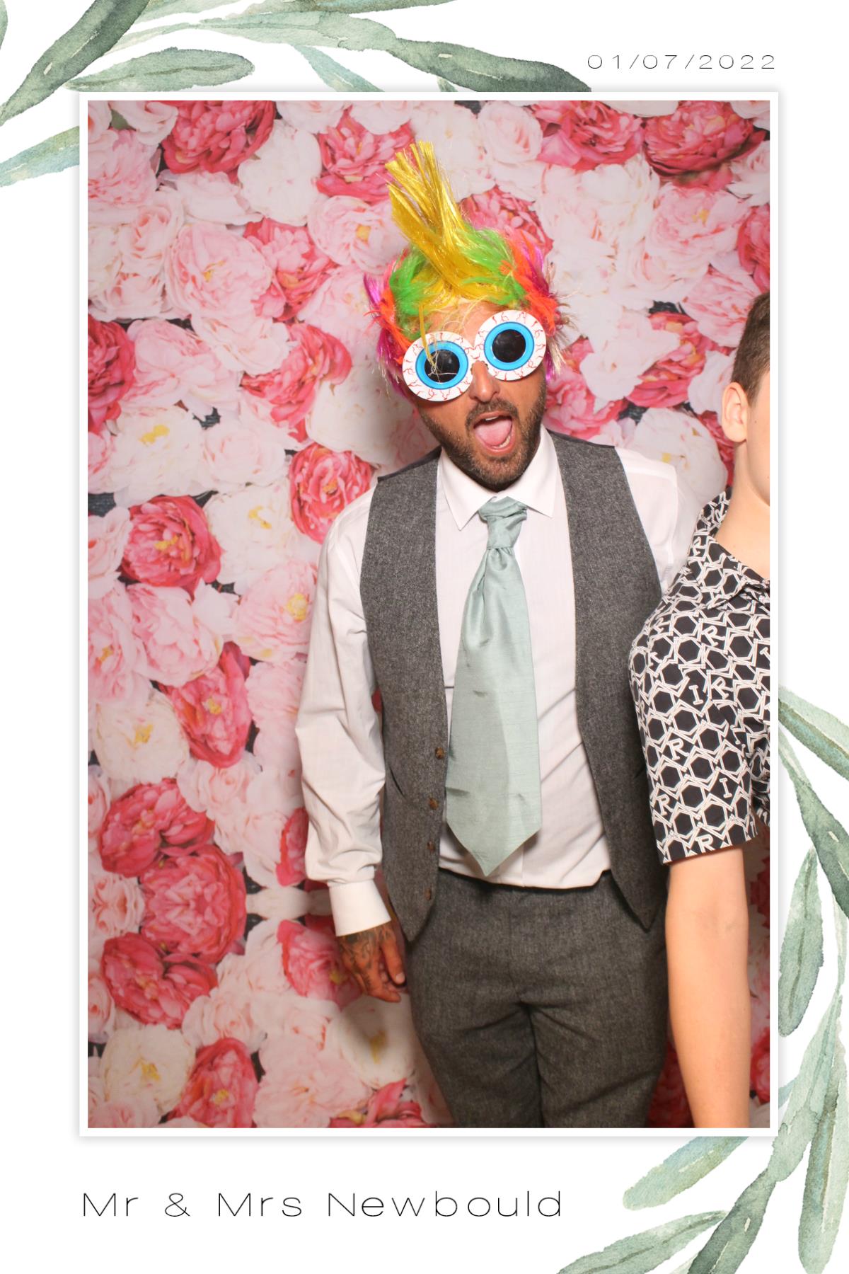 Mr & Mrs Newbould  | View more photos from the event at gallery.magicimages.uk/u/MagicImages/Mr-Mrs-Newbould