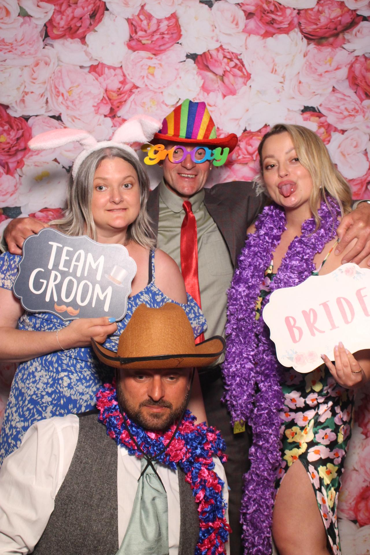 Mr & Mrs Newbould  | View more photos from the event at gallery.magicimages.uk/u/MagicImages/Mr-Mrs-Newbould