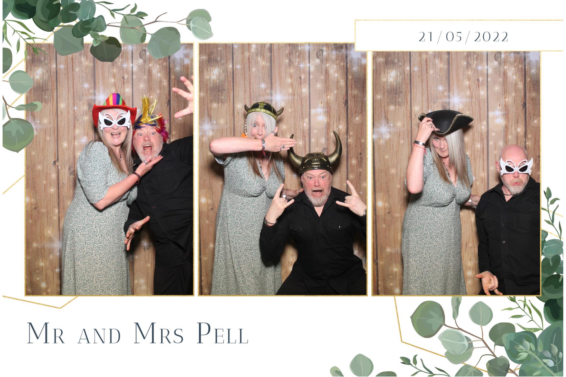 Mr & Mrs Pell  | View more photos from the event at gallery.magicimages.uk/u/MagicImages/Mr-Mrs-Pell
