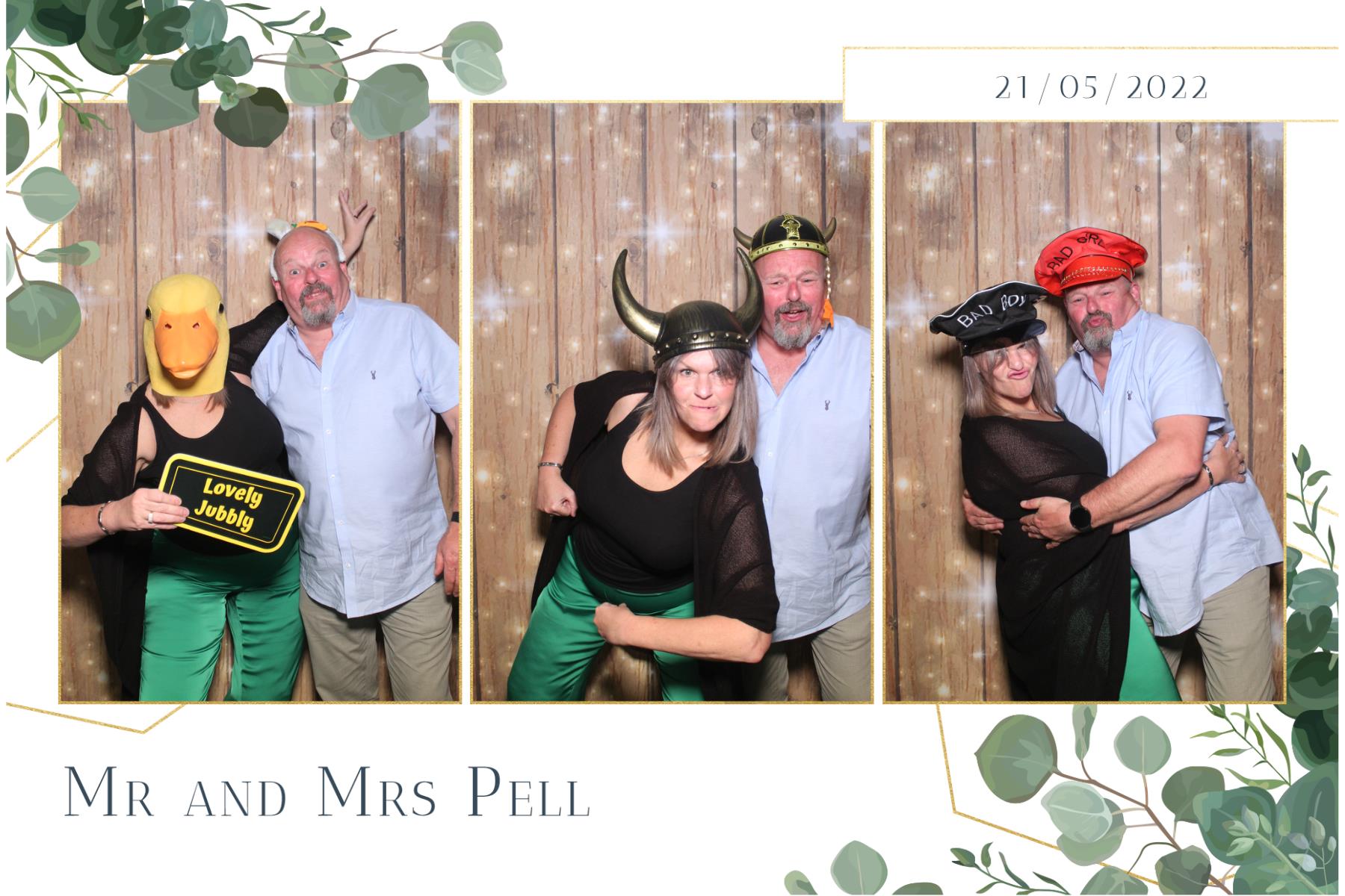 Mr & Mrs Pell  | View more photos from the event at gallery.magicimages.uk/u/MagicImages/Mr-Mrs-Pell