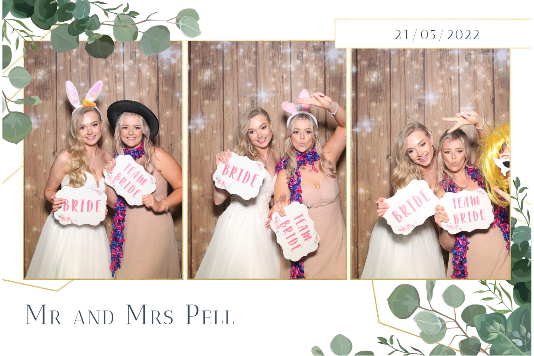 Mr & Mrs Pell  | View more photos from the event at gallery.magicimages.uk/u/MagicImages/Mr-Mrs-Pell