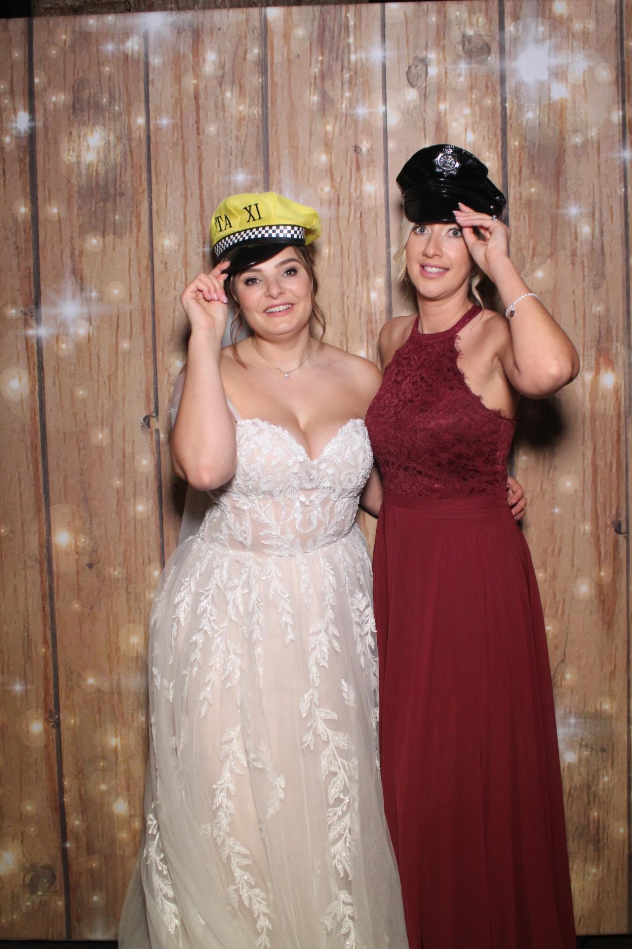 Mr & Mrs Stephenson | View more photos from the event at gallery.magicimages.uk/u/MagicImages/Mr-Mrs-Stephenson