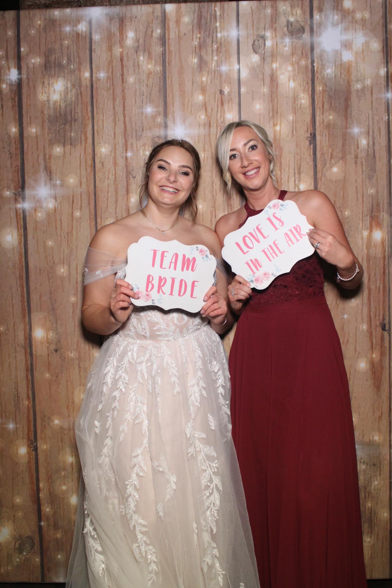 Mr & Mrs Stephenson | View more photos from the event at gallery.magicimages.uk/u/MagicImages/Mr-Mrs-Stephenson