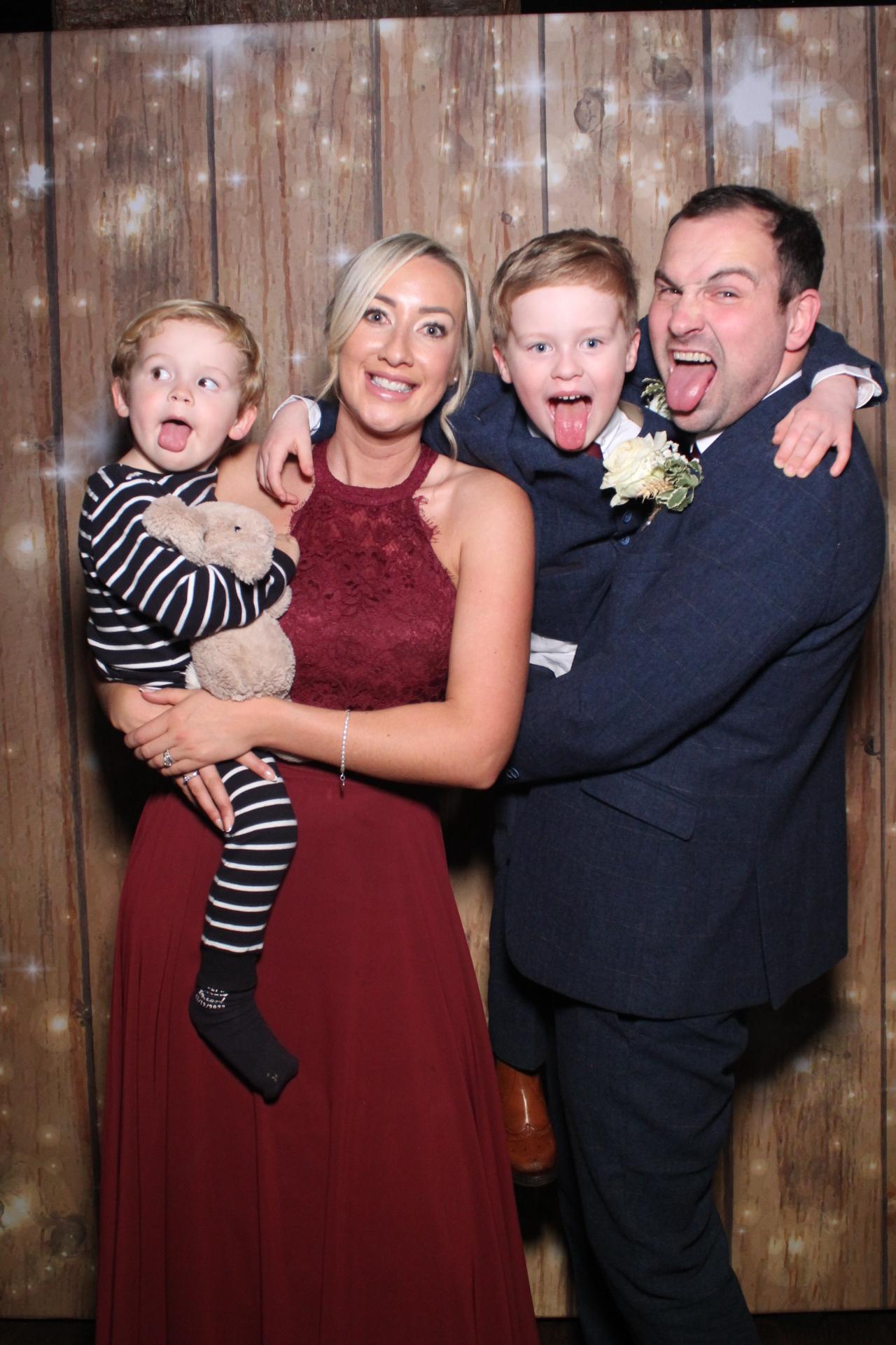 Mr & Mrs Stephenson | View more photos from the event at gallery.magicimages.uk/u/MagicImages/Mr-Mrs-Stephenson