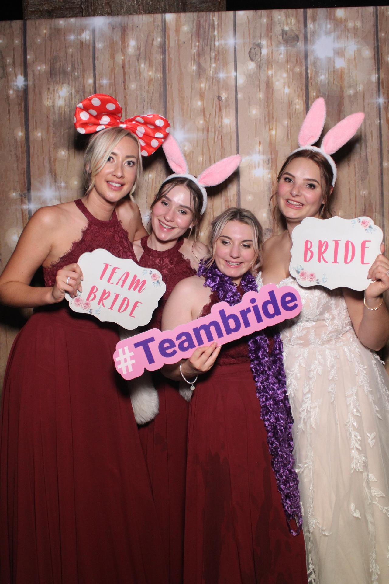 Mr & Mrs Stephenson | View more photos from the event at gallery.magicimages.uk/u/MagicImages/Mr-Mrs-Stephenson