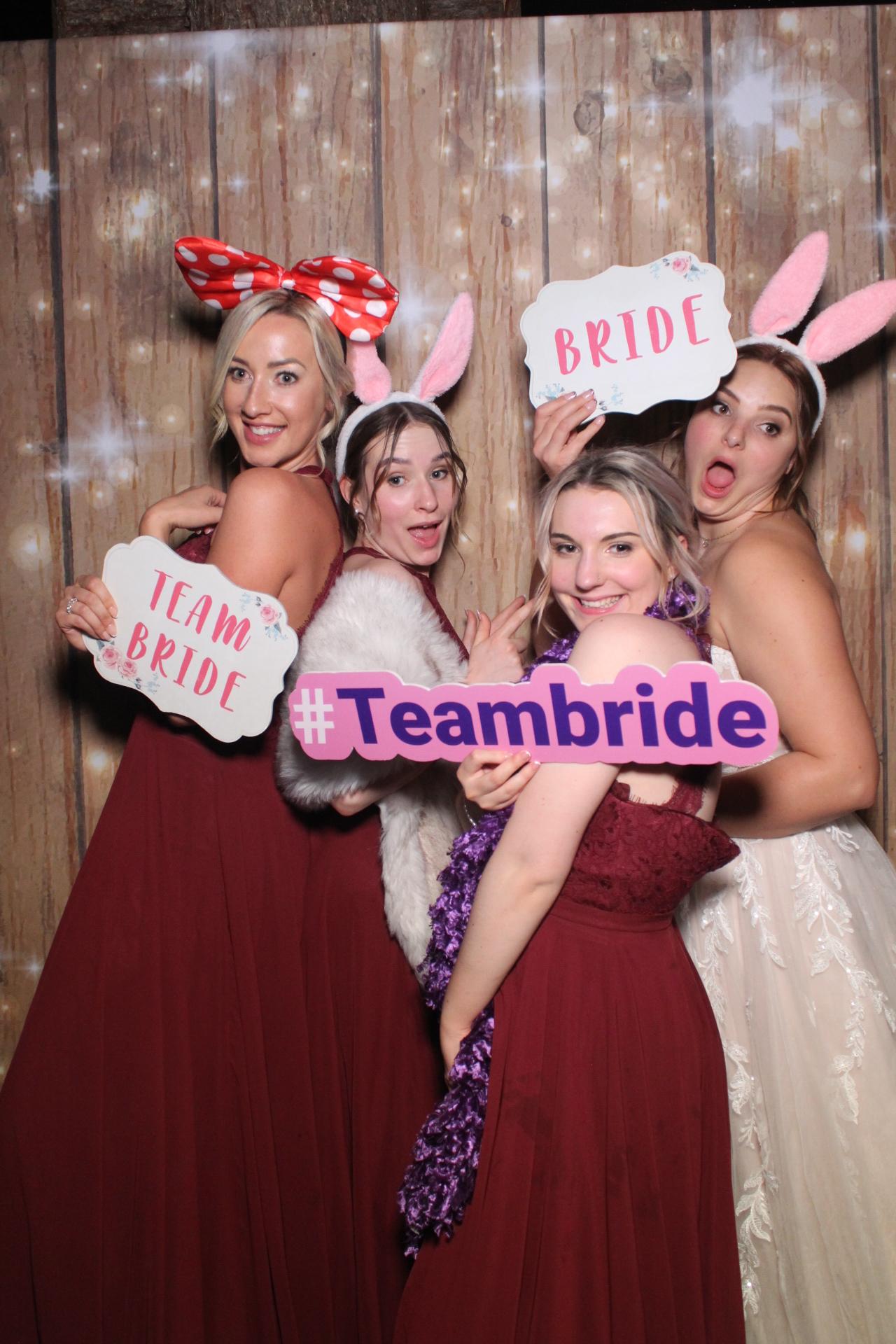 Mr & Mrs Stephenson | View more photos from the event at gallery.magicimages.uk/u/MagicImages/Mr-Mrs-Stephenson