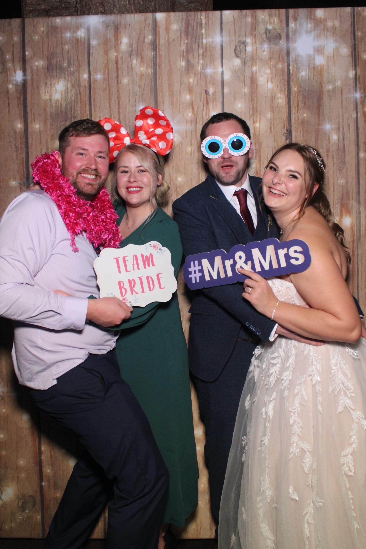 Mr & Mrs Stephenson | View more photos from the event at gallery.magicimages.uk/u/MagicImages/Mr-Mrs-Stephenson