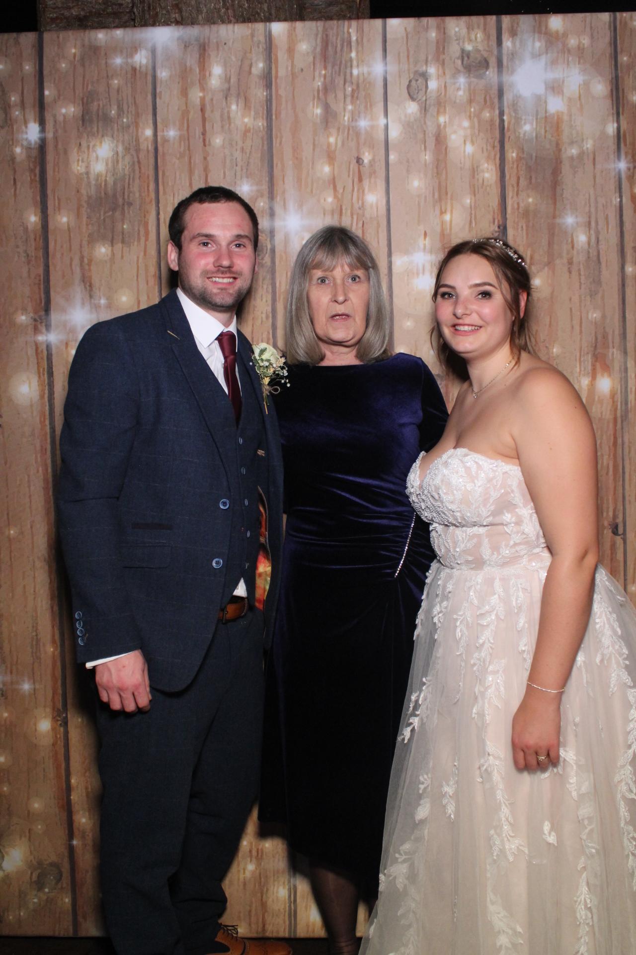 Mr & Mrs Stephenson | View more photos from the event at gallery.magicimages.uk/u/MagicImages/Mr-Mrs-Stephenson