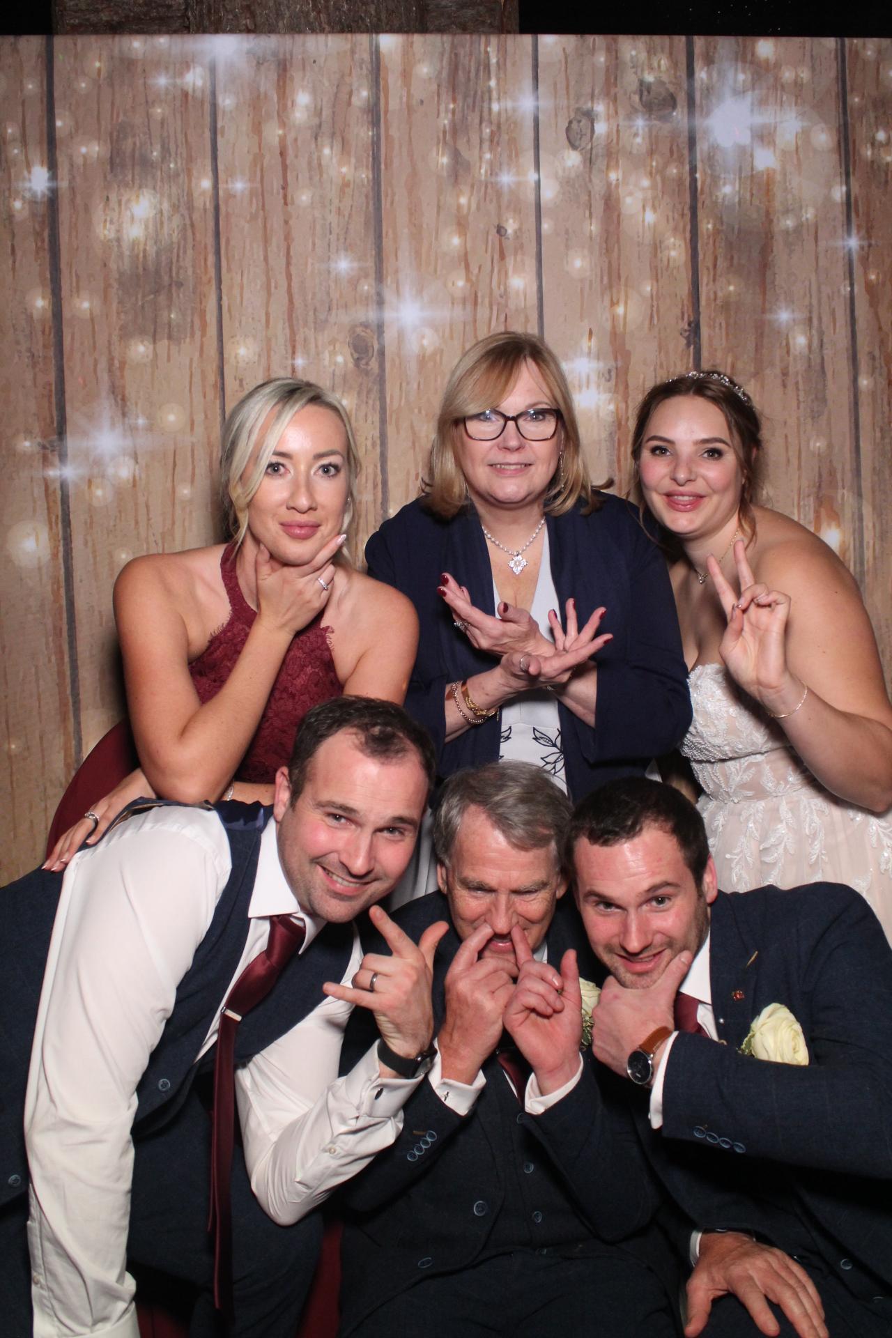 Mr & Mrs Stephenson | View more photos from the event at gallery.magicimages.uk/u/MagicImages/Mr-Mrs-Stephenson