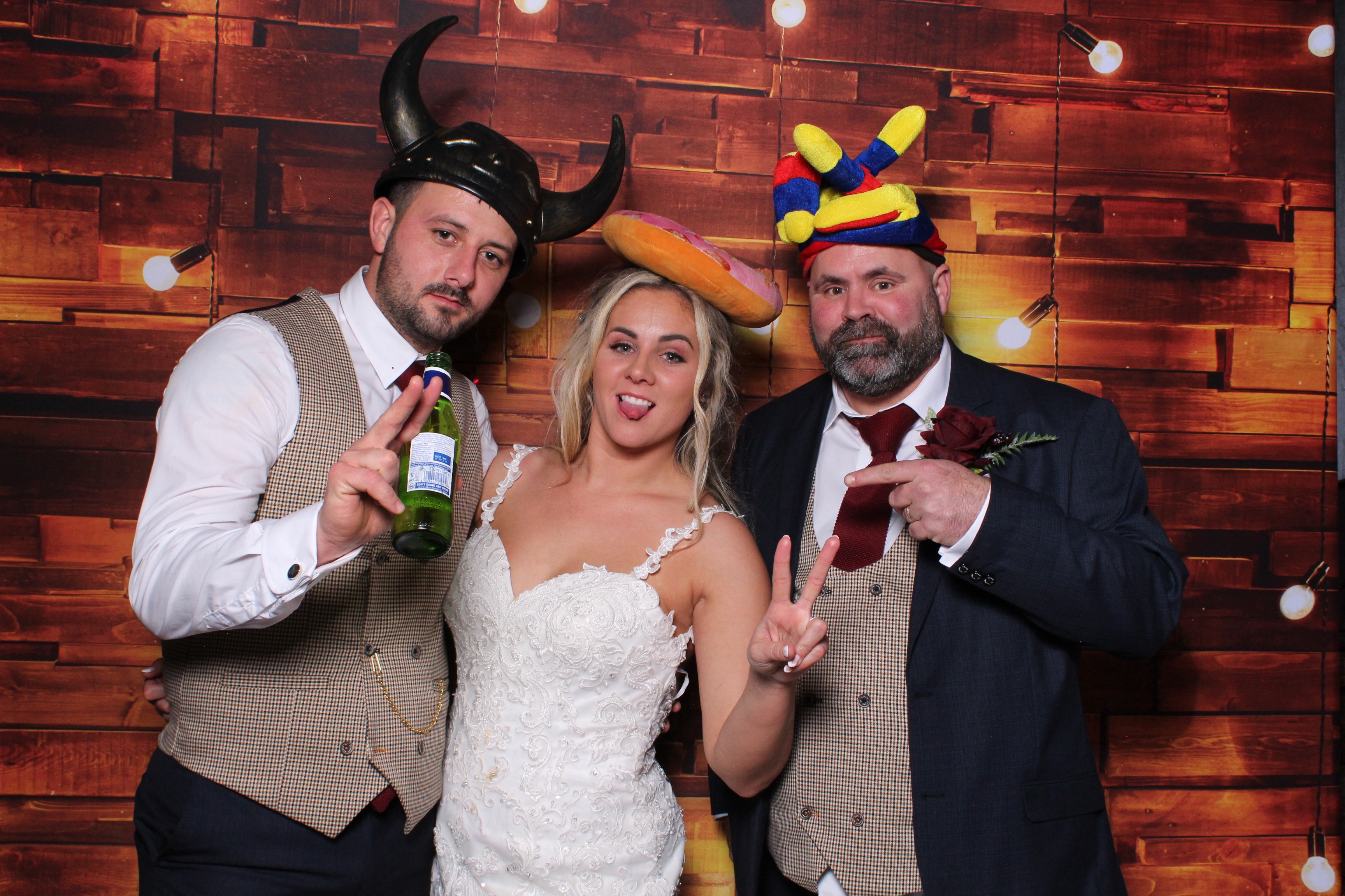 Mr & Mrs Wheeldon  | View more photos from the event at gallery.magicimages.uk/u/MagicImages/Mr-Mrs-Wheeldon