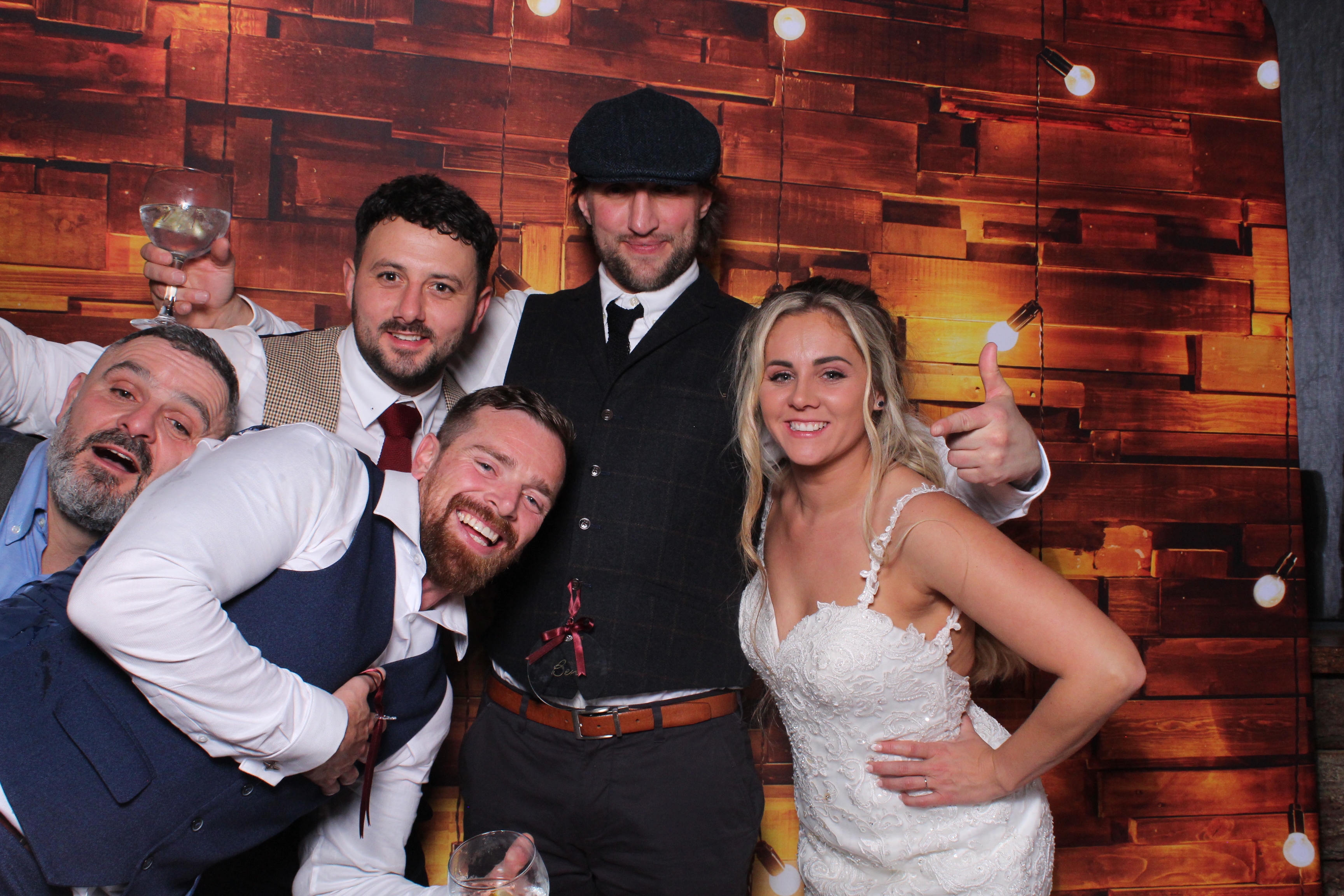 Mr & Mrs Wheeldon  | View more photos from the event at gallery.magicimages.uk/u/MagicImages/Mr-Mrs-Wheeldon