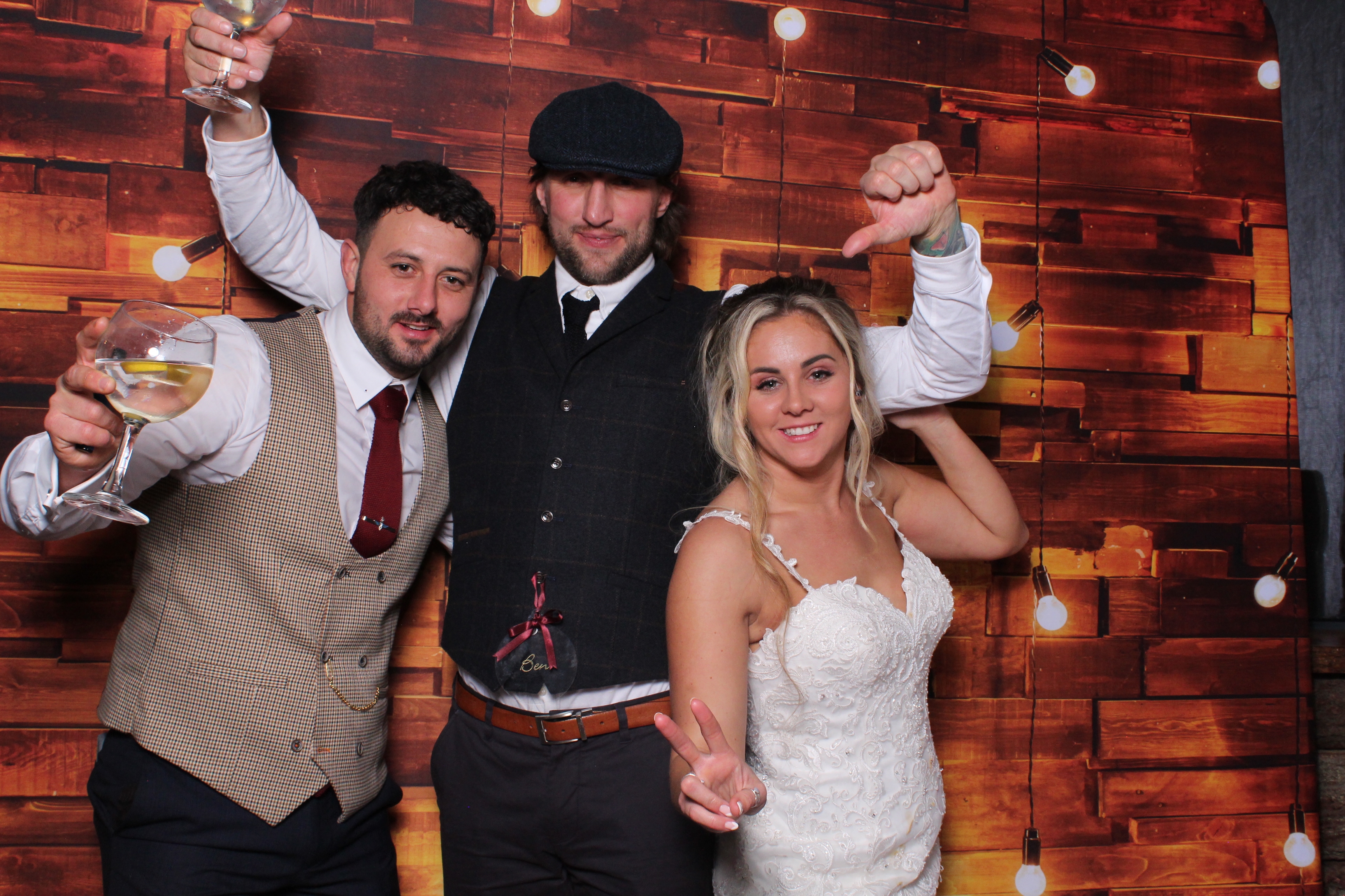 Mr & Mrs Wheeldon  | View more photos from the event at gallery.magicimages.uk/u/MagicImages/Mr-Mrs-Wheeldon
