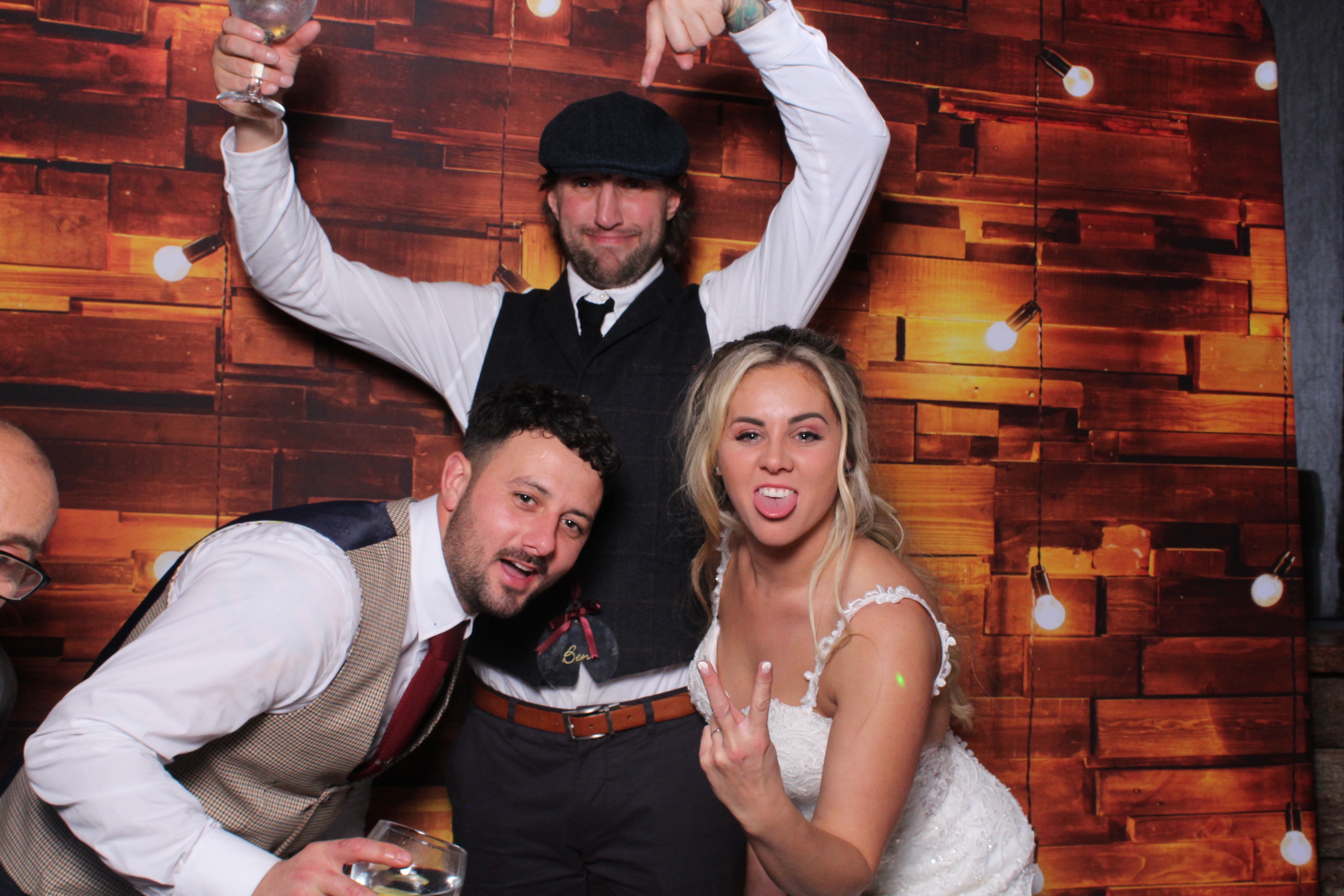 Mr & Mrs Wheeldon  | View more photos from the event at gallery.magicimages.uk/u/MagicImages/Mr-Mrs-Wheeldon