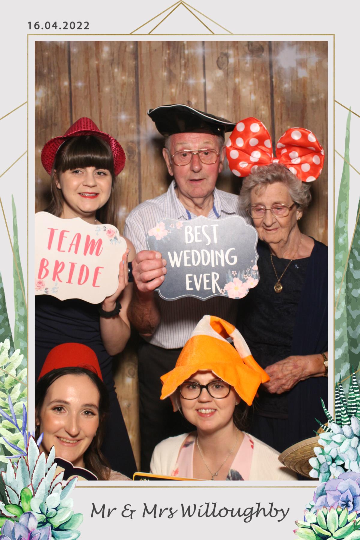 Mr & Mrs Willoughby  | View more photos from the event at gallery.magicimages.uk/u/MagicImages/Mr-Mrs-Willoughby
