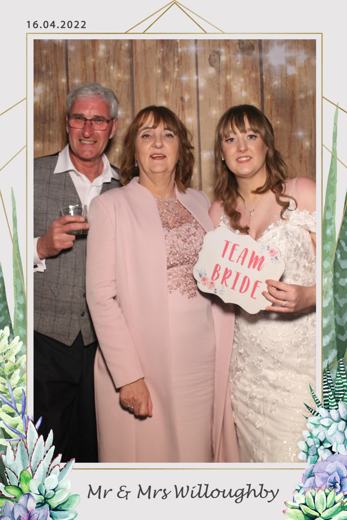 Mr & Mrs Willoughby  | View more photos from the event at gallery.magicimages.uk/u/MagicImages/Mr-Mrs-Willoughby