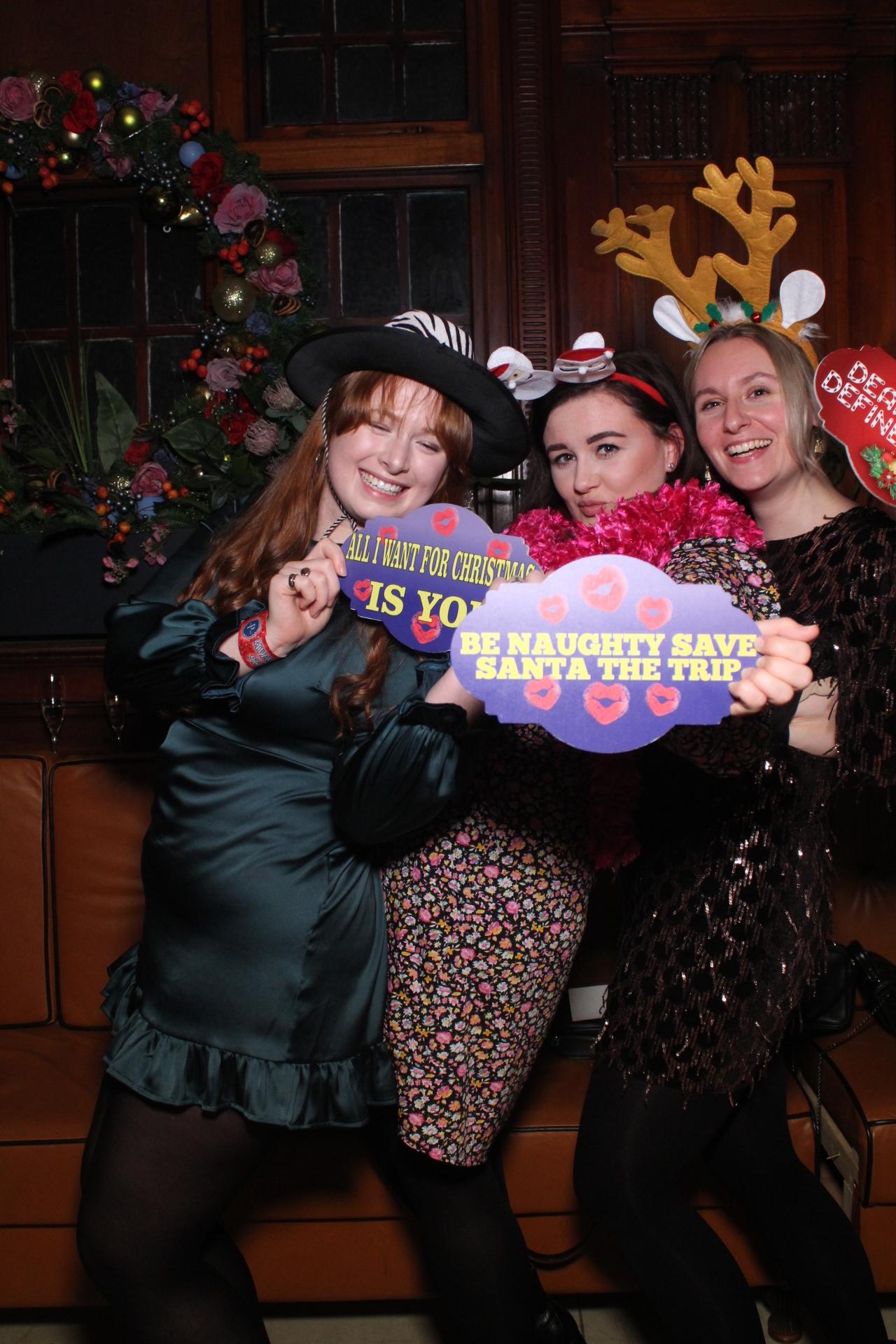 Pavers Christmas Party  | View more photos from the event at gallery.magicimages.uk/u/MagicImages/Pavers-Christmas-Party