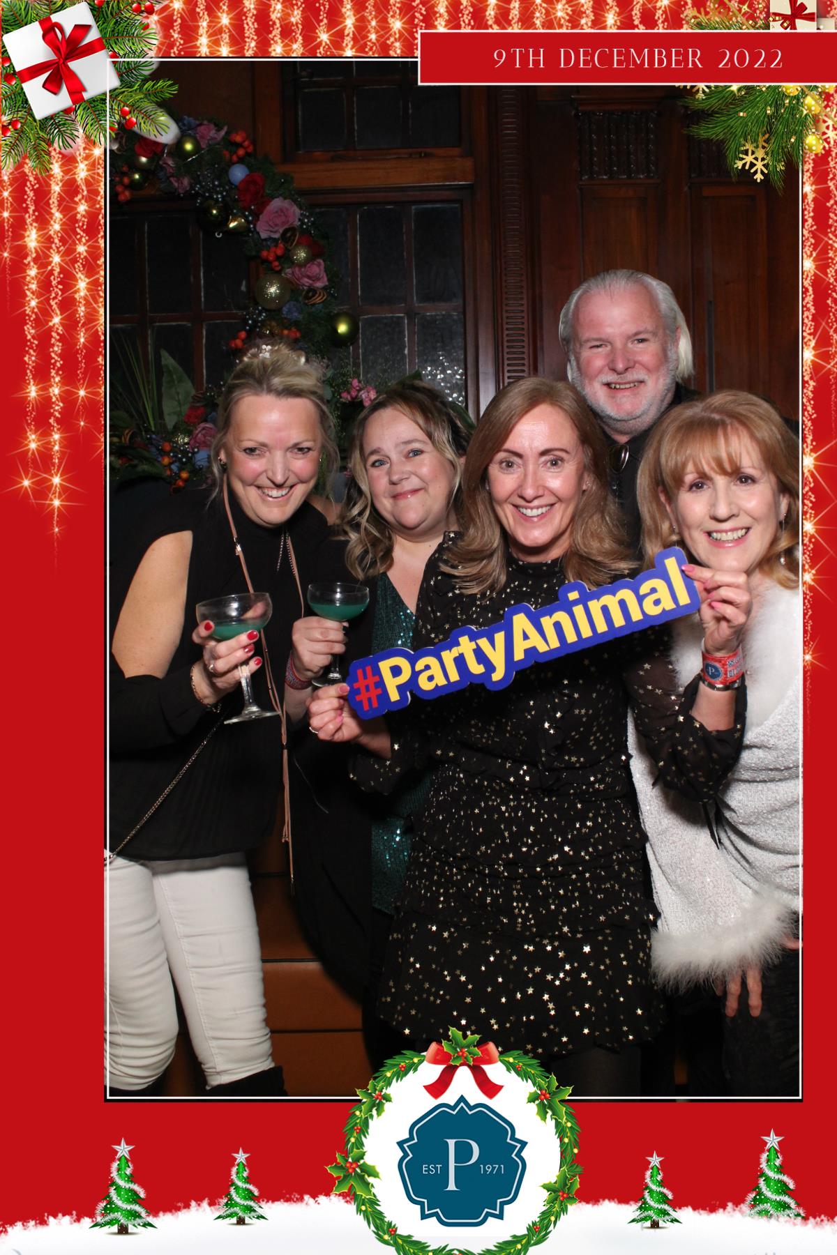 Pavers Christmas Party  | View more photos from the event at gallery.magicimages.uk/u/MagicImages/Pavers-Christmas-Party