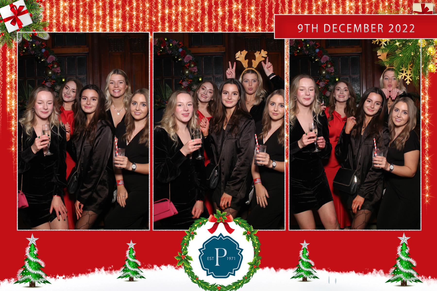 Pavers Christmas Party  | View more photos from the event at gallery.magicimages.uk/u/MagicImages/Pavers-Christmas-Party