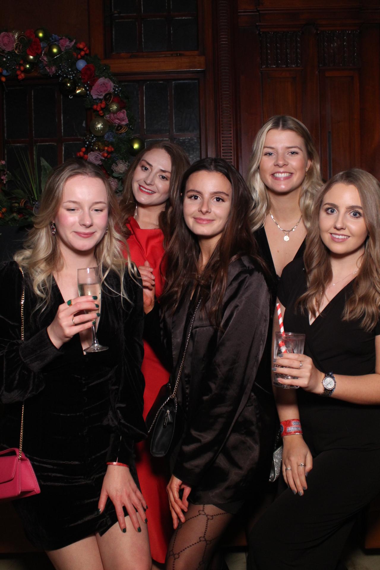 Pavers Christmas Party  | View more photos from the event at gallery.magicimages.uk/u/MagicImages/Pavers-Christmas-Party