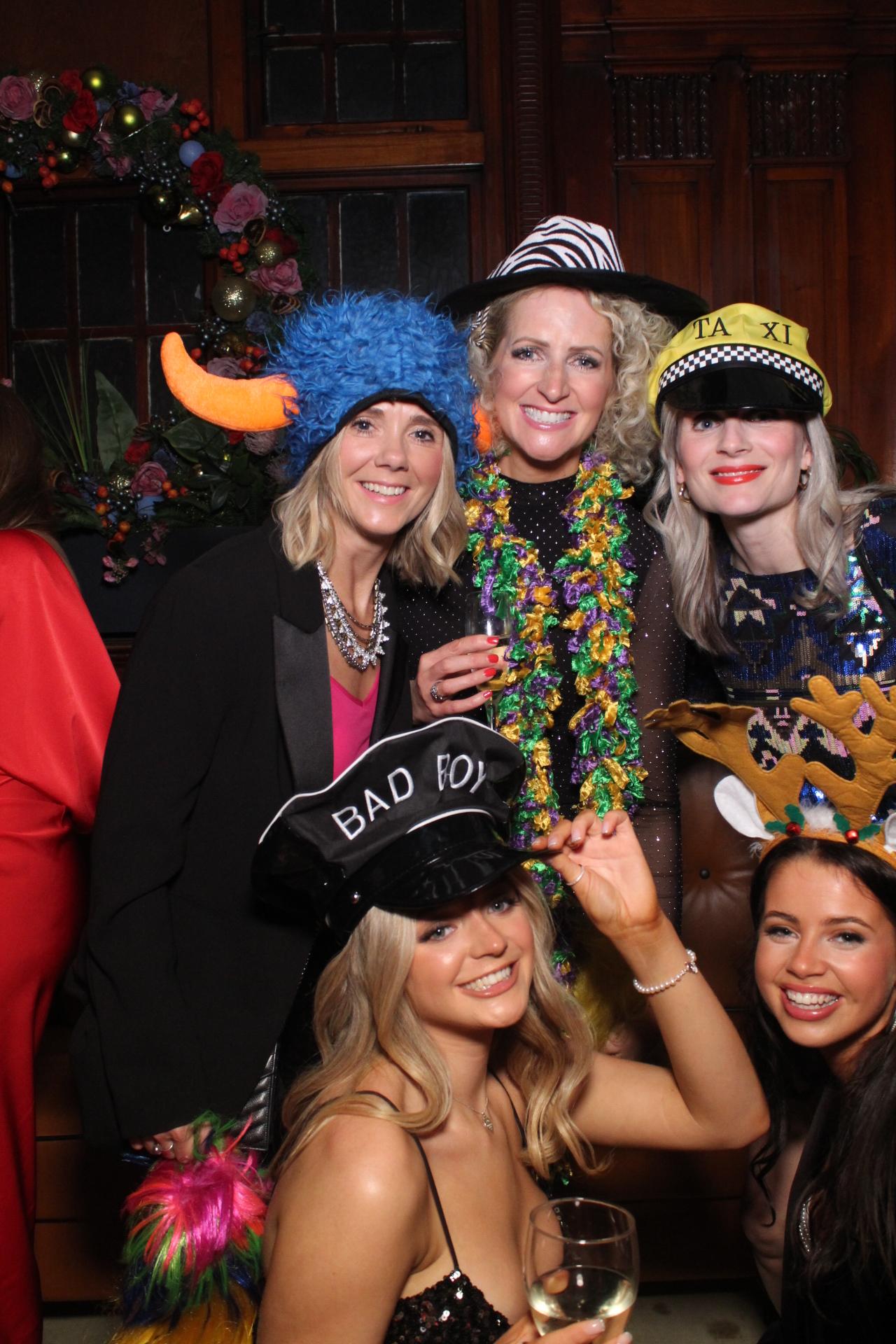 Pavers Christmas Party  | View more photos from the event at gallery.magicimages.uk/u/MagicImages/Pavers-Christmas-Party