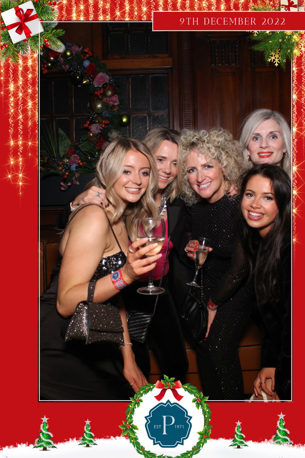 Pavers Christmas Party  | View more photos from the event at gallery.magicimages.uk/u/MagicImages/Pavers-Christmas-Party
