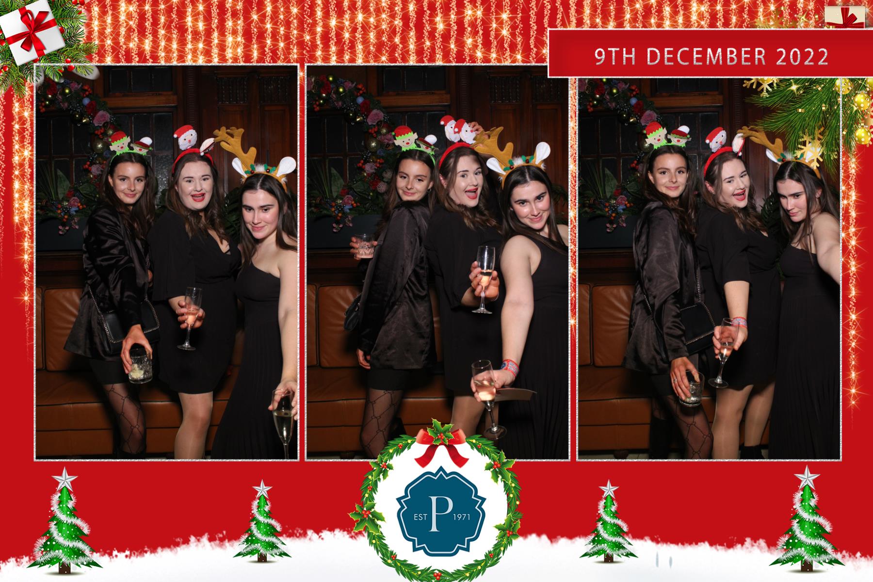 Pavers Christmas Party  | View more photos from the event at gallery.magicimages.uk/u/MagicImages/Pavers-Christmas-Party